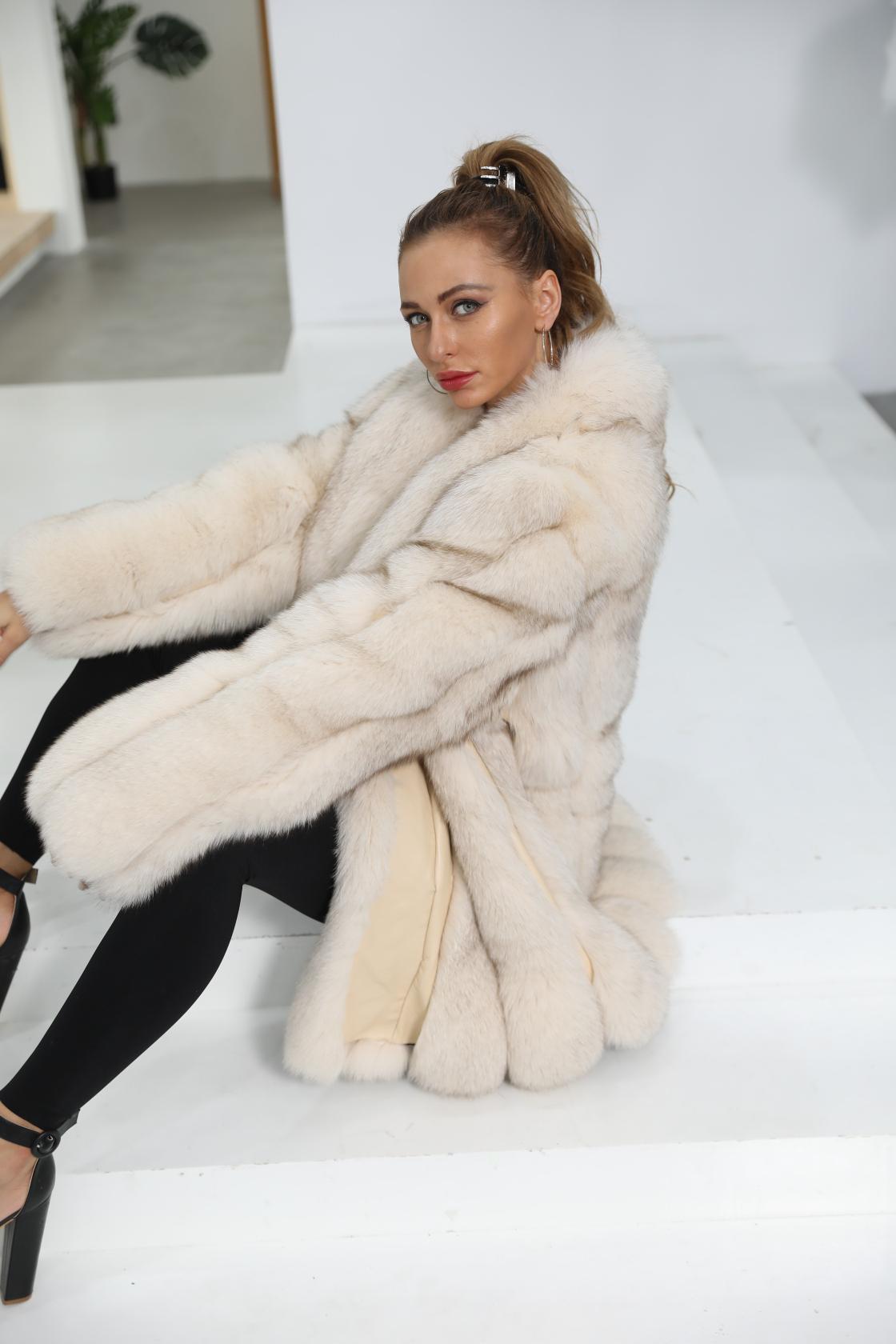 Winter Clothing Women's Fox Fur Coat With Vertical Stripes White - Janefur