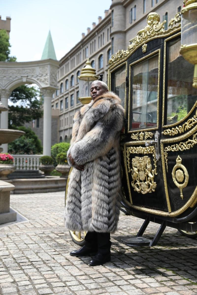 Men's Long Coat with a Golden Island Fox Fur Collar and Buttoned Front - Janefur