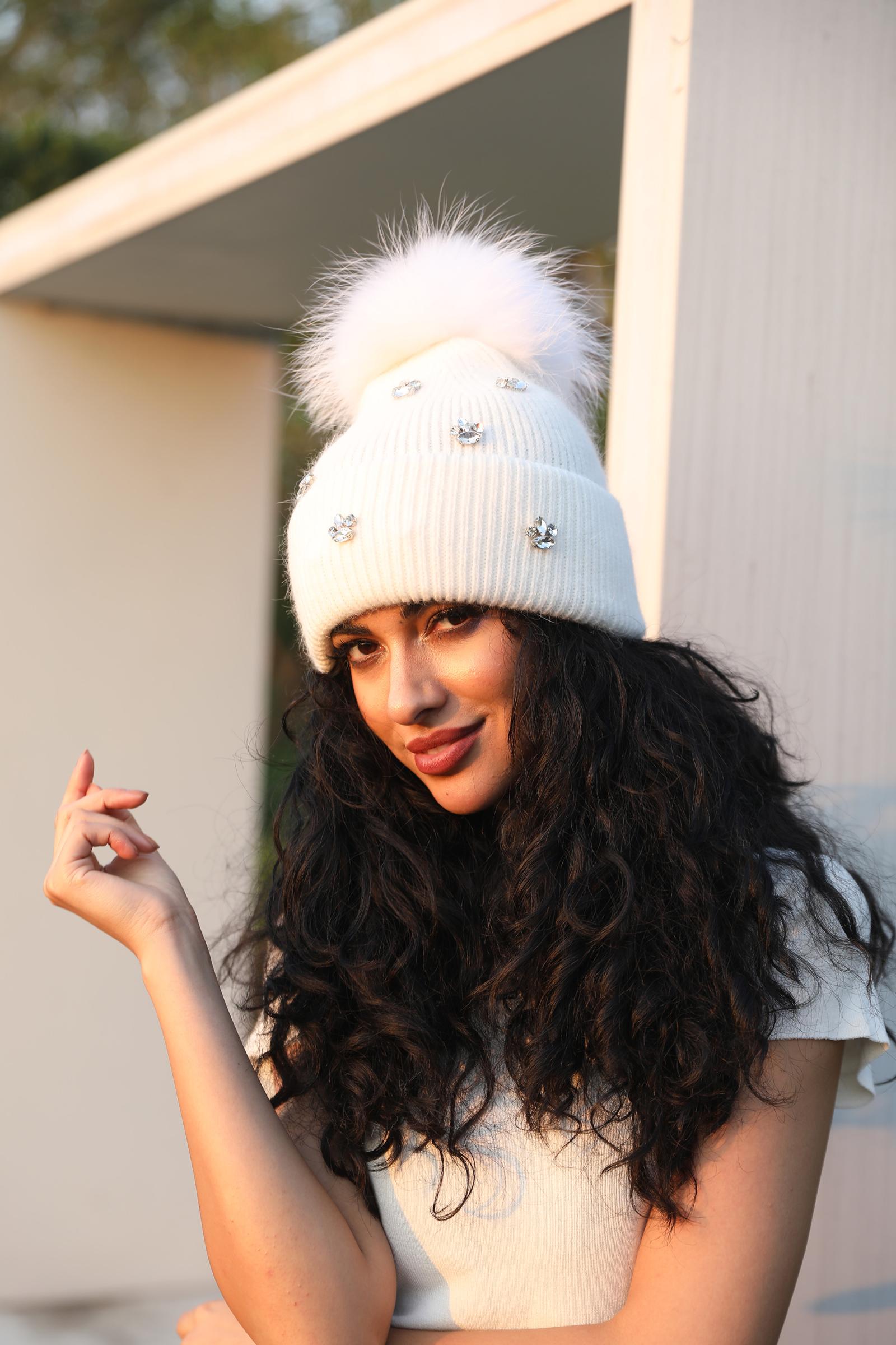 Ladies' Rabbit Fur Hat with Small Rhinestone Pompoms for Casual Wear - Janefur