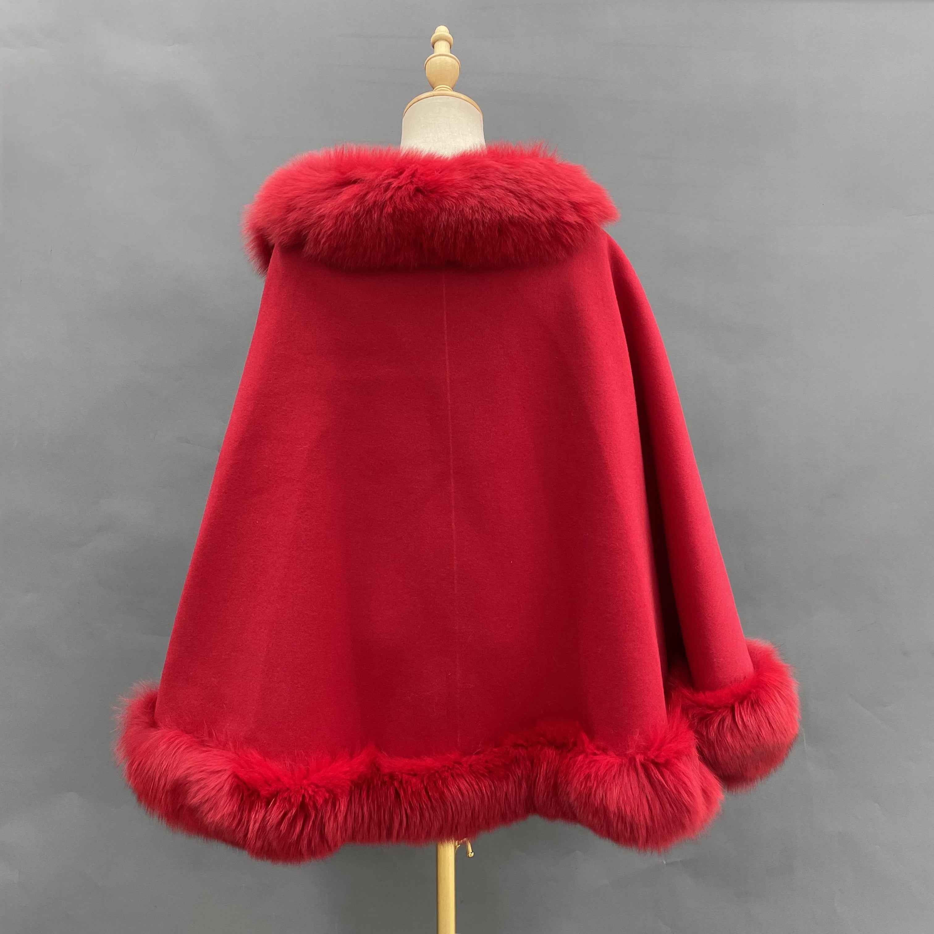 Women's Luxurious Fox Fur Trimmed Crew Neck Cape - Winter Fashion Outerwear