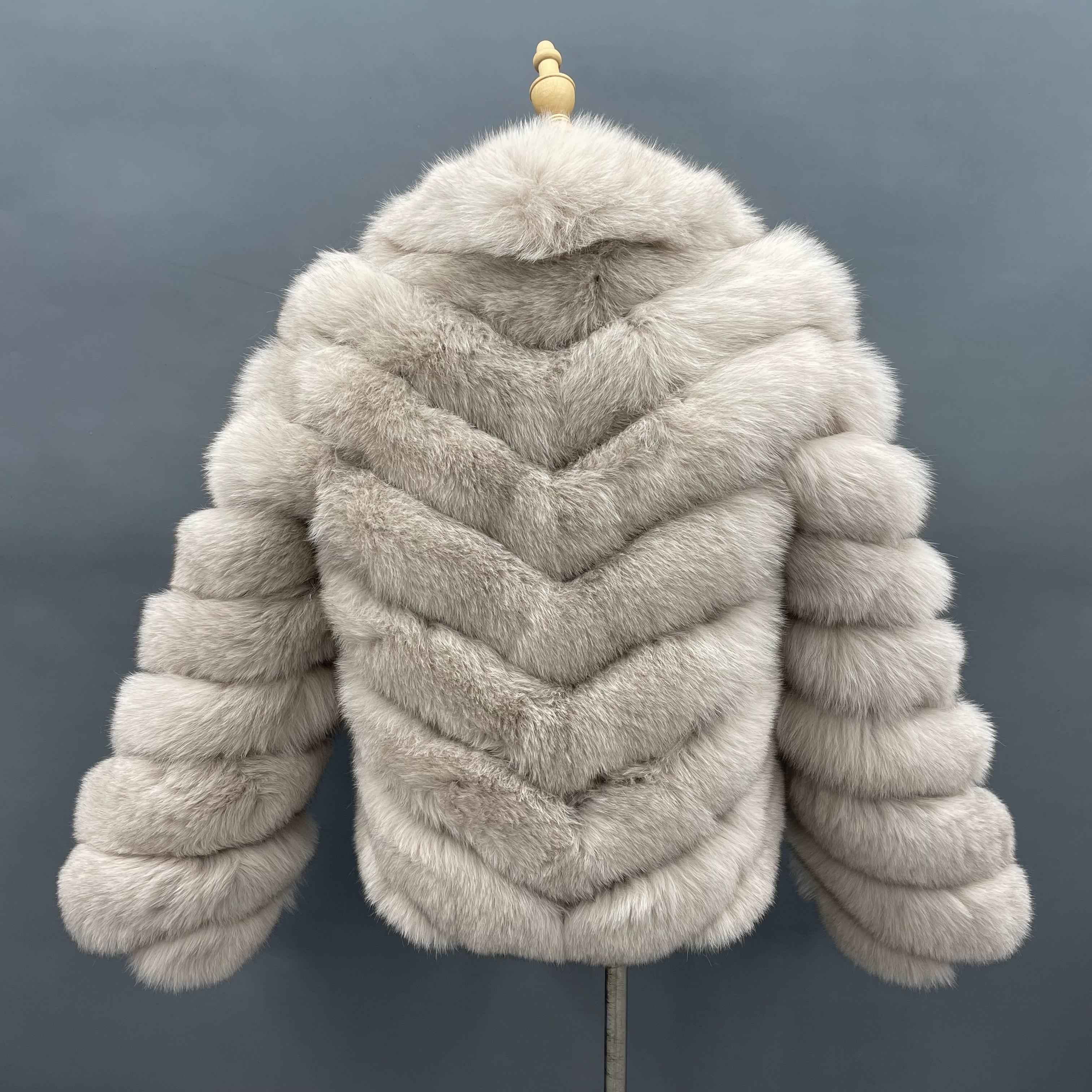 Women's Luxury Fox Fur Cropped Jacket - Chevron Stripe Notched Lapel Zipper Daily Wear Winter Outerwear