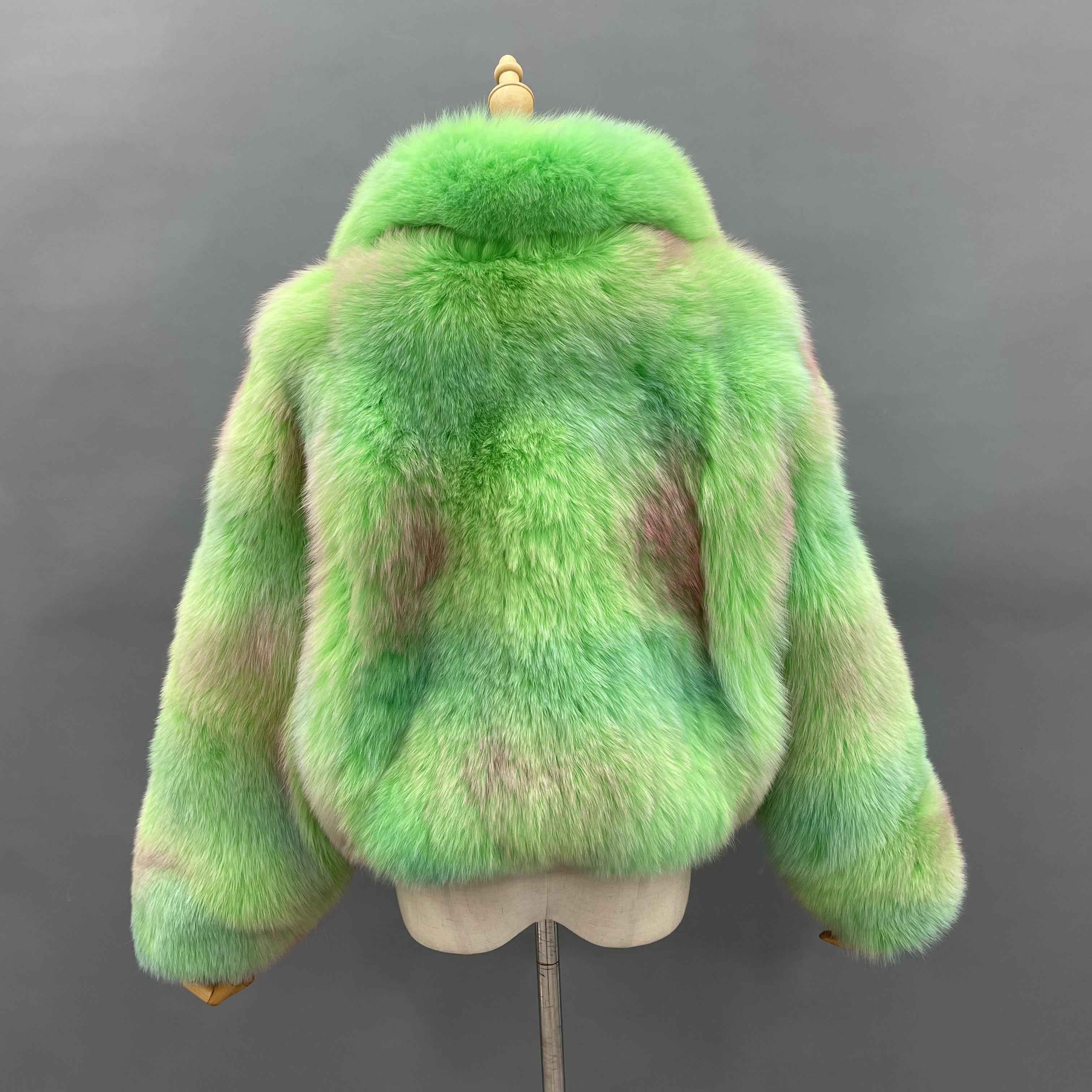 Women’s Green Fox Fur Jacket with Turn-Down Collar – Short Real Fur Coat Featuring Resin Zipper for Luxury Winter Fashion
