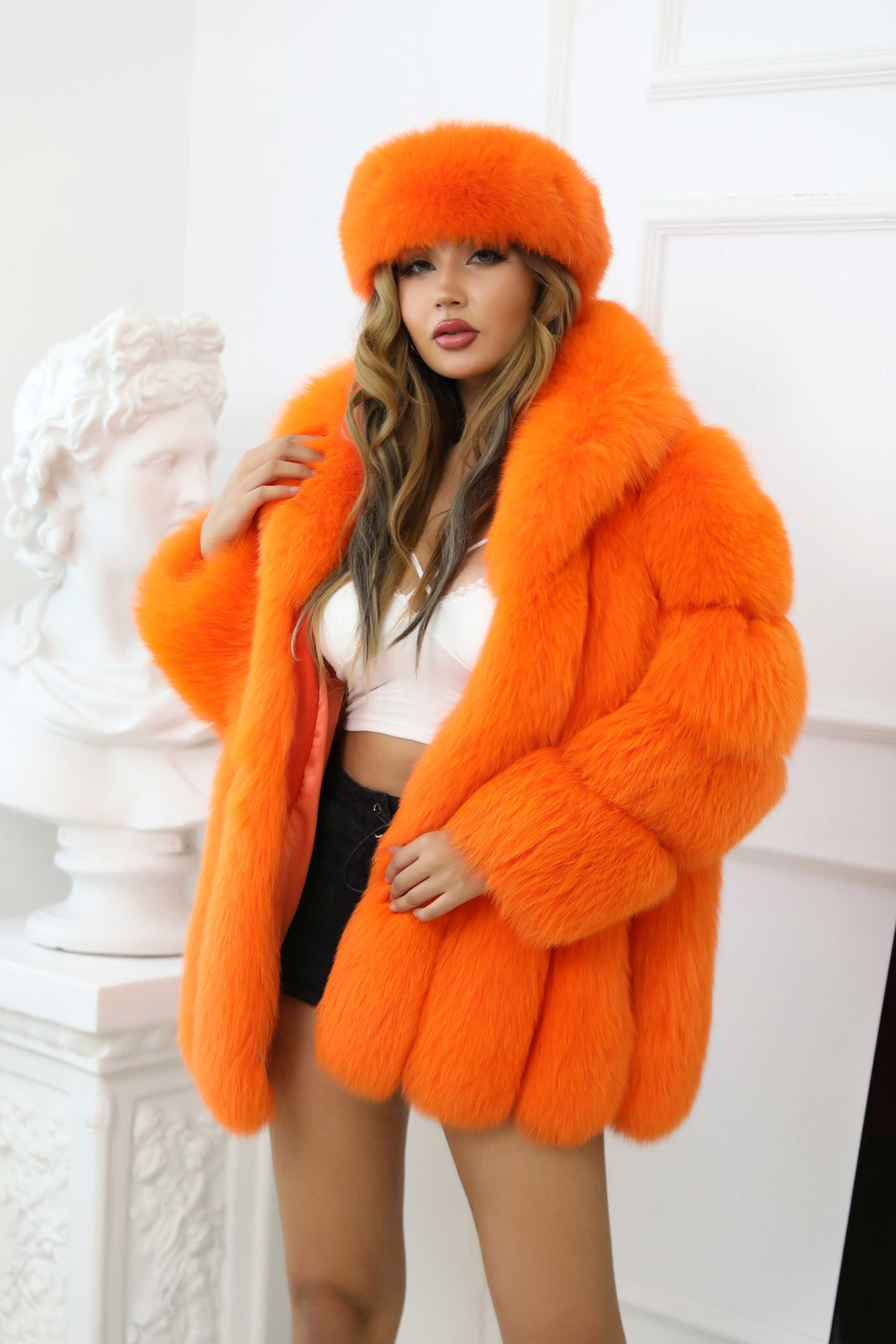 Winter Bright Color Vertical Fox Fur Coat For Women - Janefur