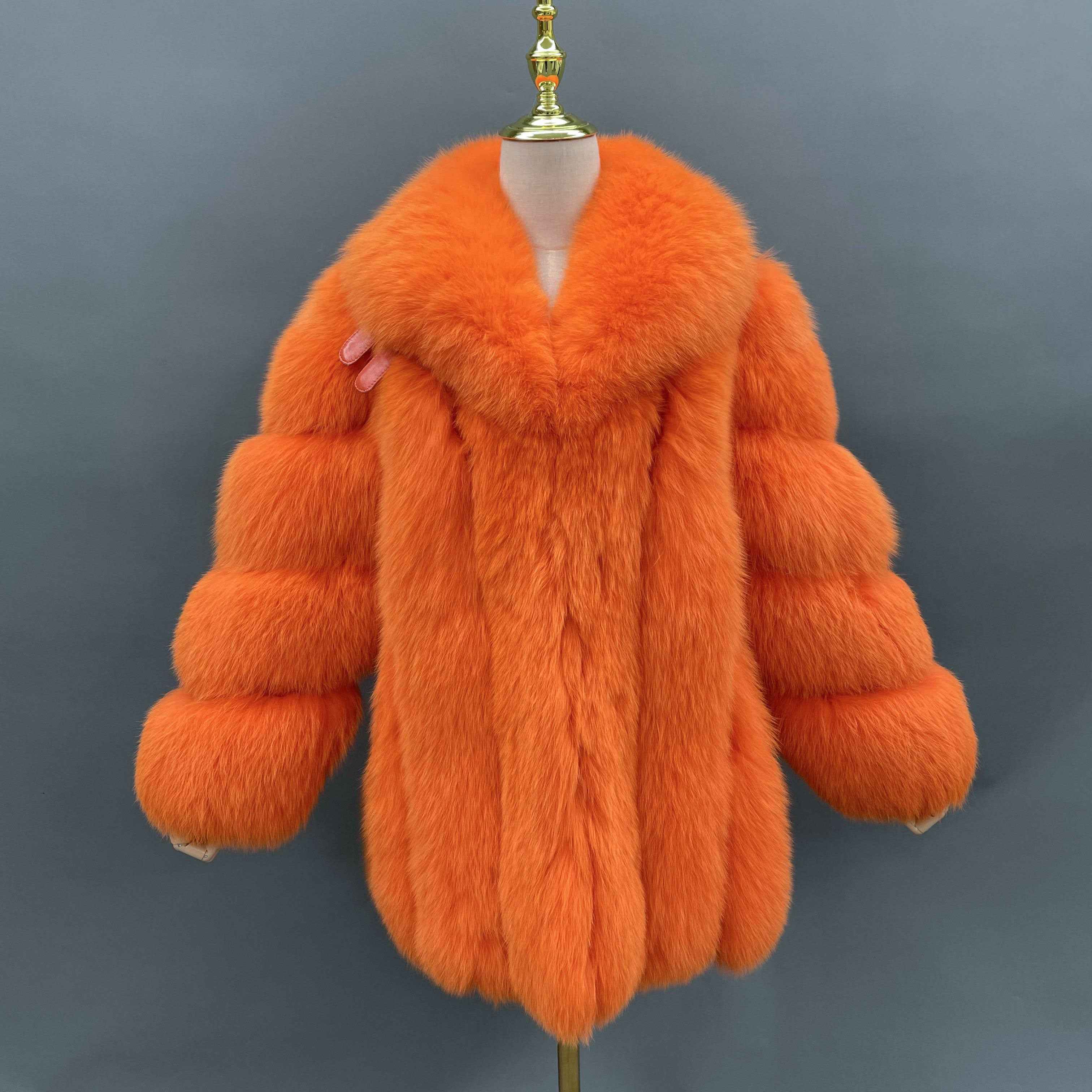 Luxury Natural Fox Fur Coat with Shawl Collar – Short Panelled Women’s Winter Fur Jacket