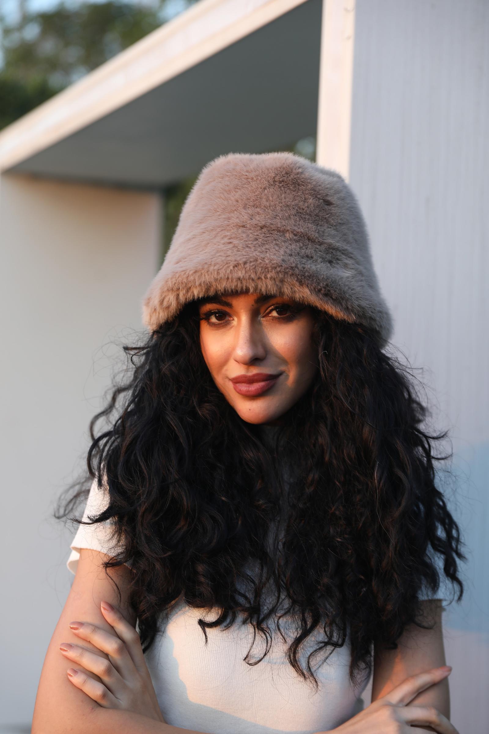 Women's Eco-Friendly Fur Bucket Hat for Casual and Warm - Janefur