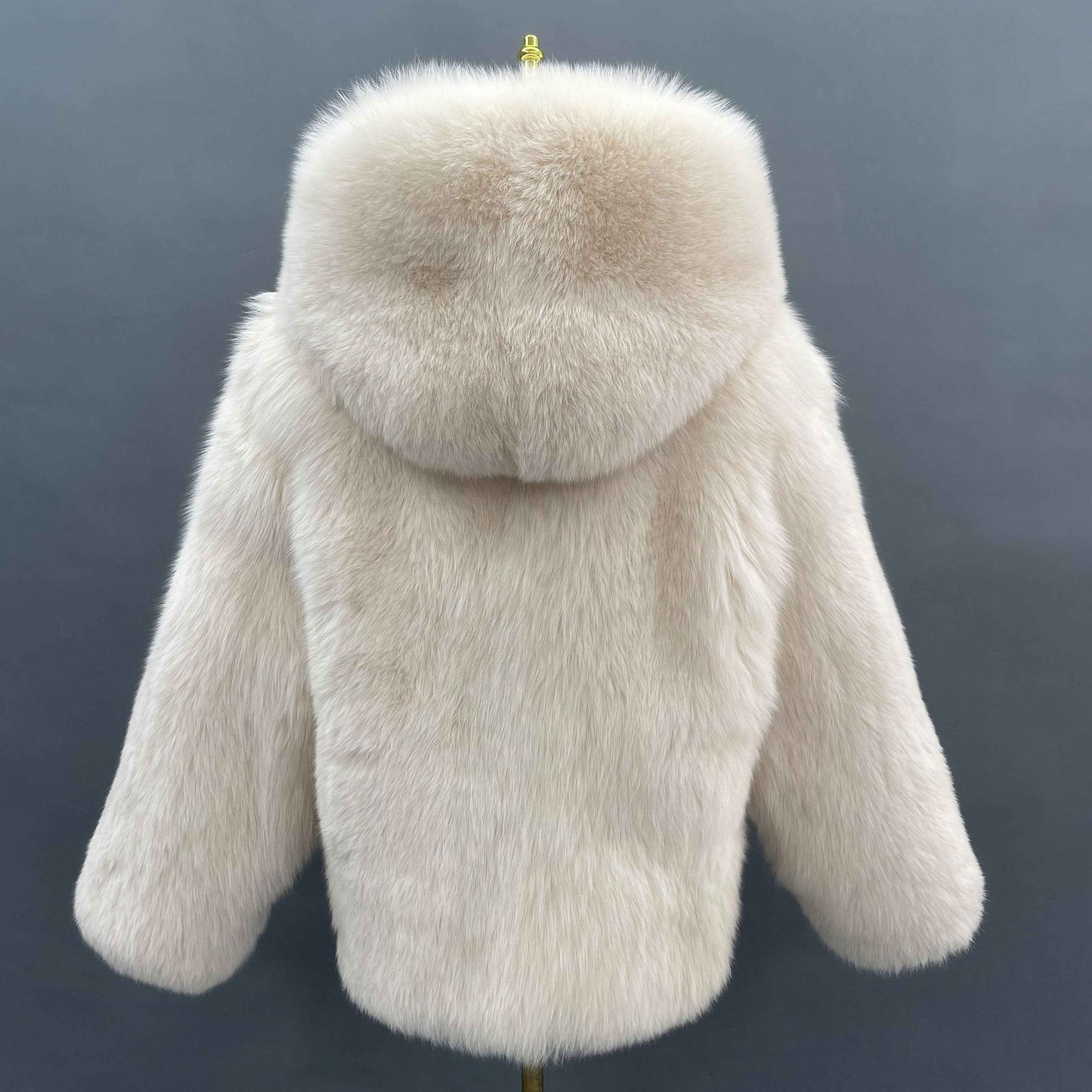 Women’s White Fox Fur Hooded Jacket – Elegant Full-Pelt Coat with Attached Hood for Luxury Winter Fashion