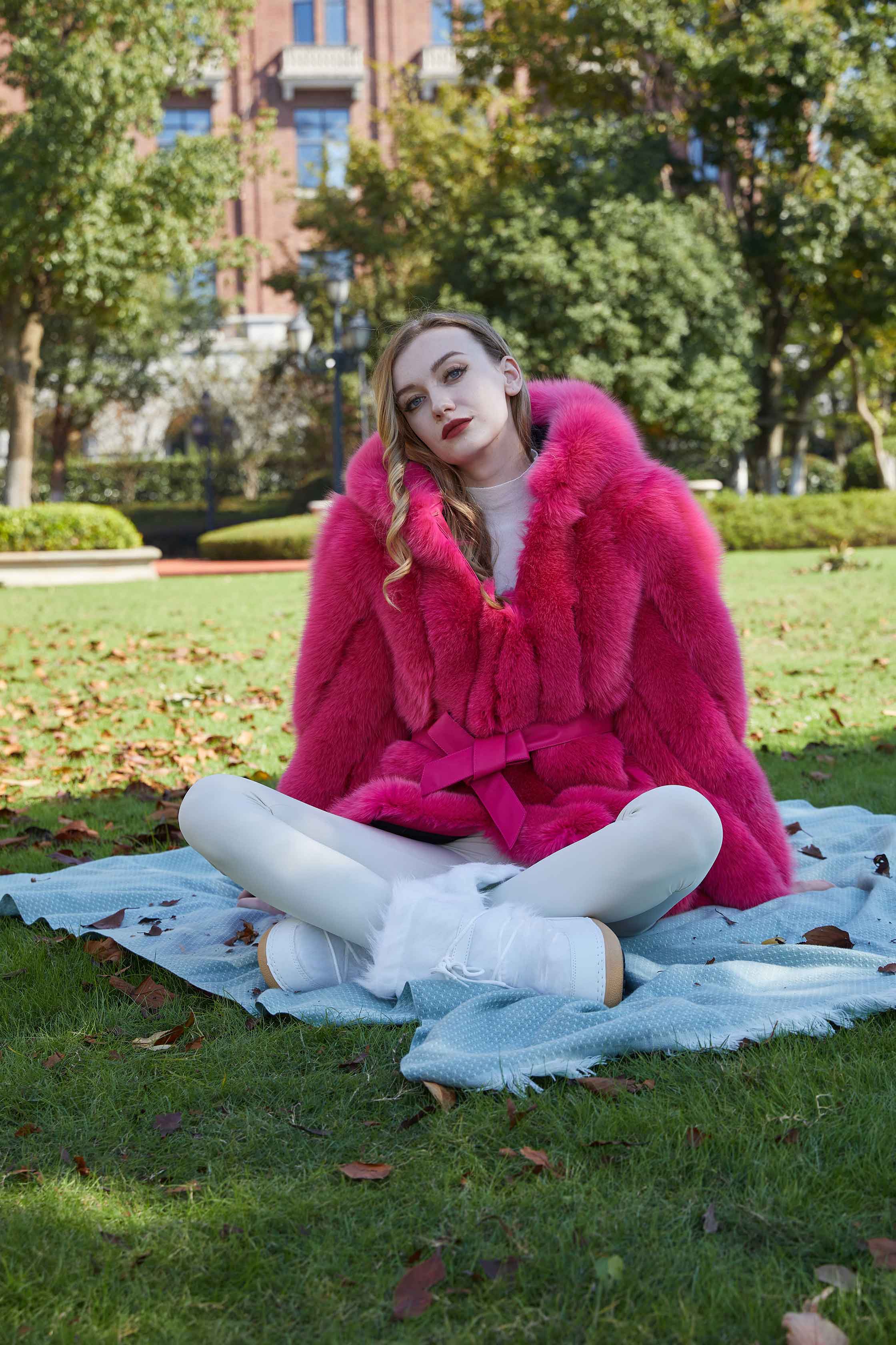 Factory Wholesale Solid Color Womens Fox Fur Thick Coat with Hood - Janefur