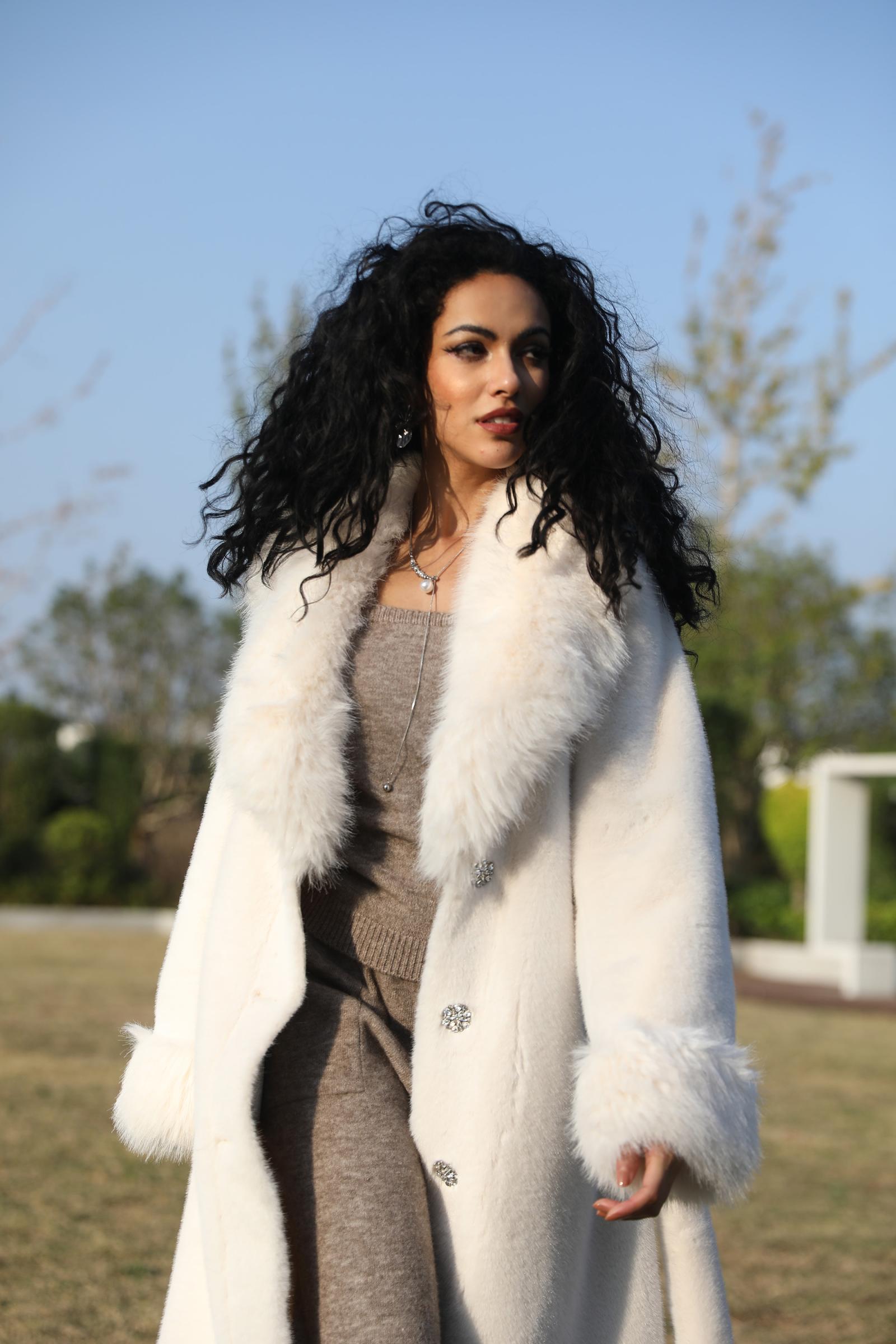 Eco-Friendly Faux Mink Fur New Style Suit Collar Rhinestone Trendy Women's Coat - Janefur