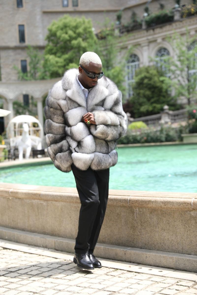 White Fox Fur with Six-Section Design and Dual Colors - Janefur