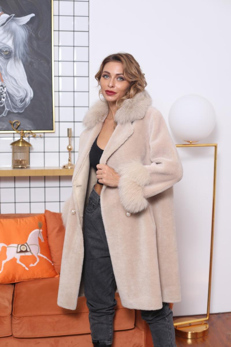 Women's Fox Fur Suit Collar Pearl Button Shearling Jacket - Janefur