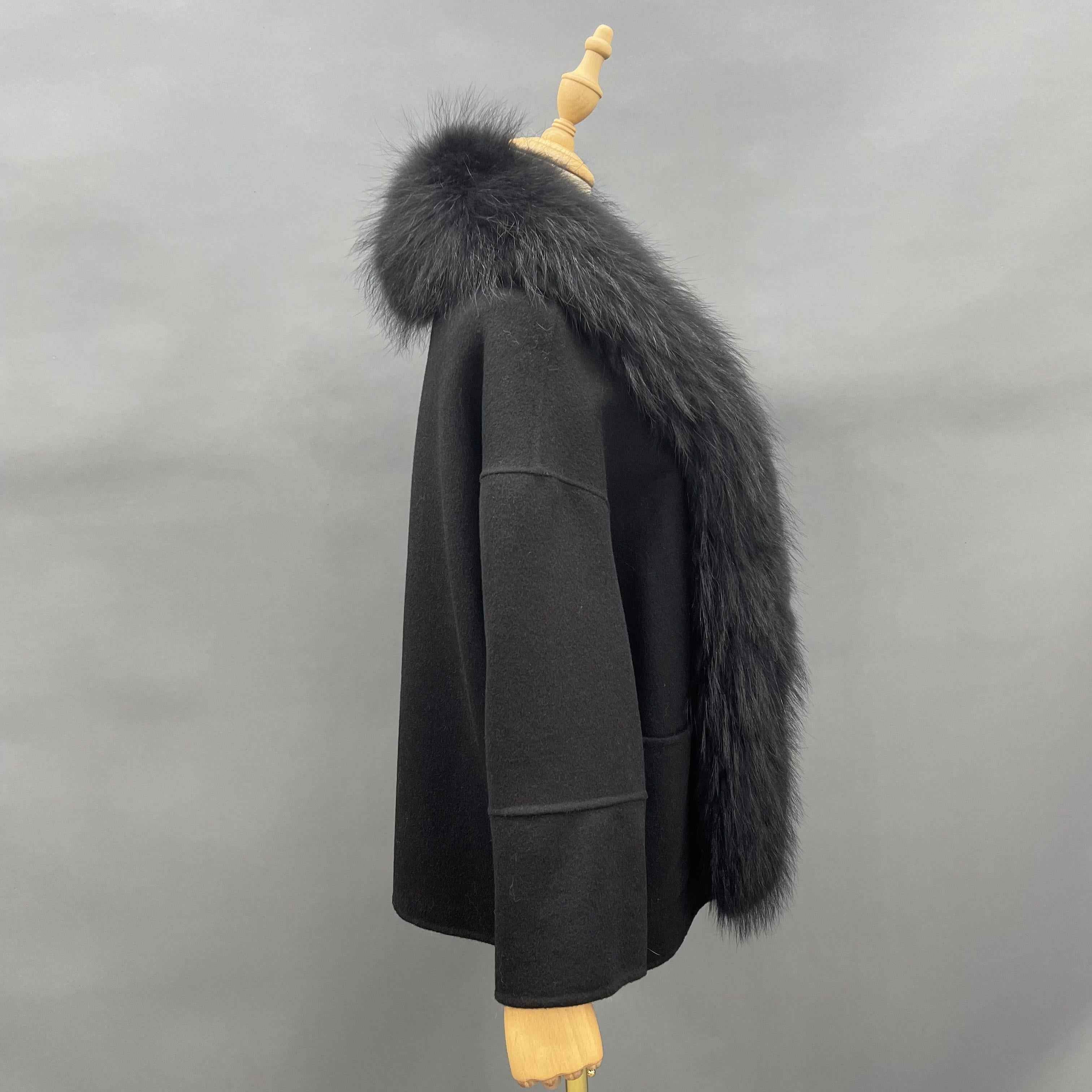 Women's Luxury Double - Faced Wool Coat with Mink Fur Placket and Cuffs Featuring Metal Buttons, Elegant Winter Outerwear