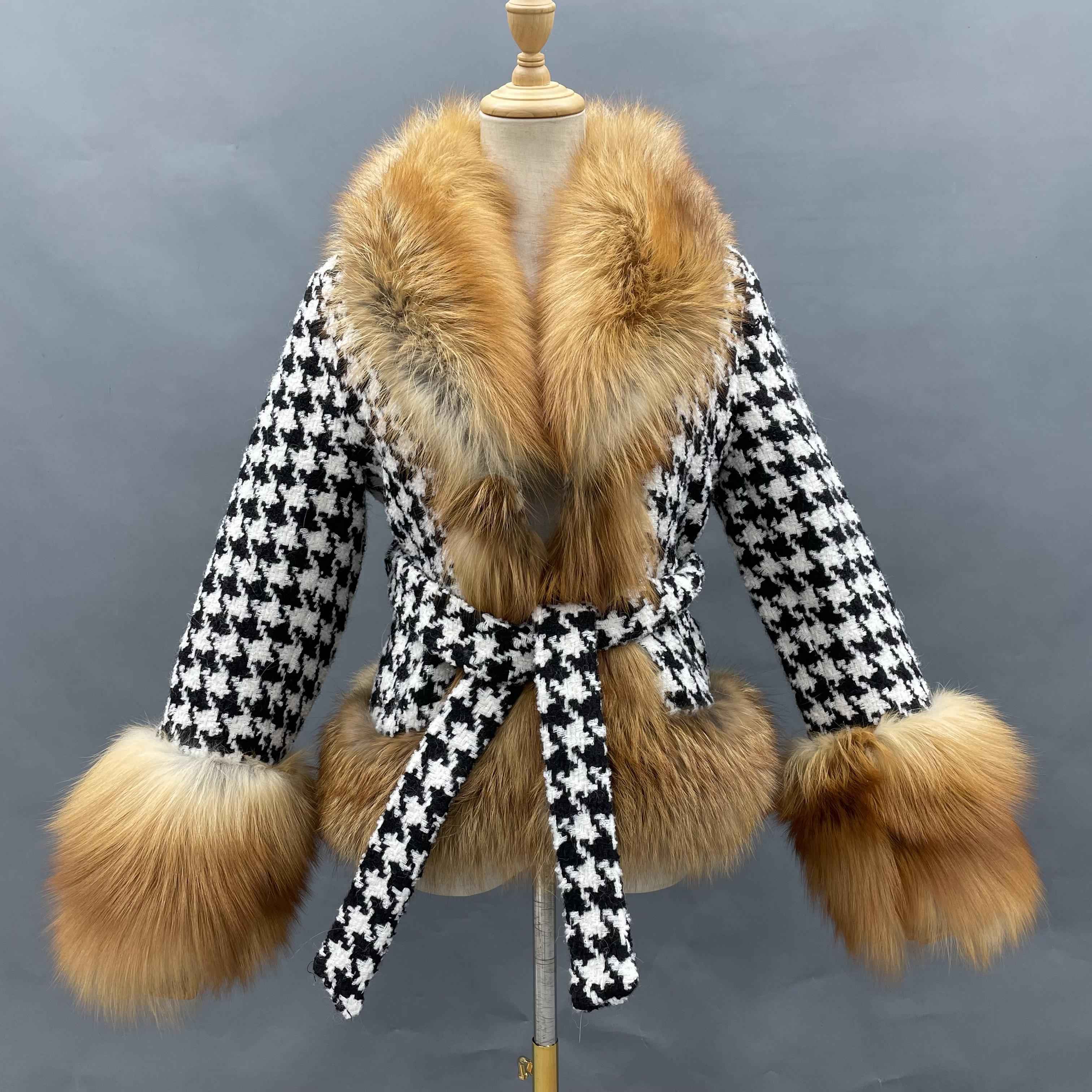 Luxury Elegant Single - Sided Wool Coat with Real Fox Fur Trim and Chic Houndstooth Pattern