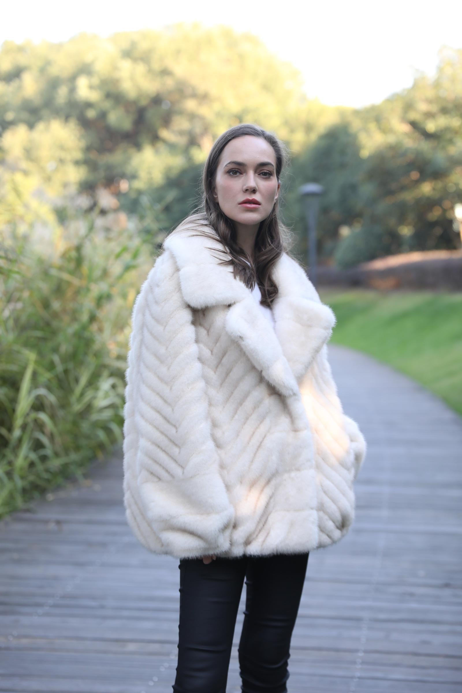 Chinese Style Women's Suit Collar Faux Mink Jacket Novelty Trend - Janefur