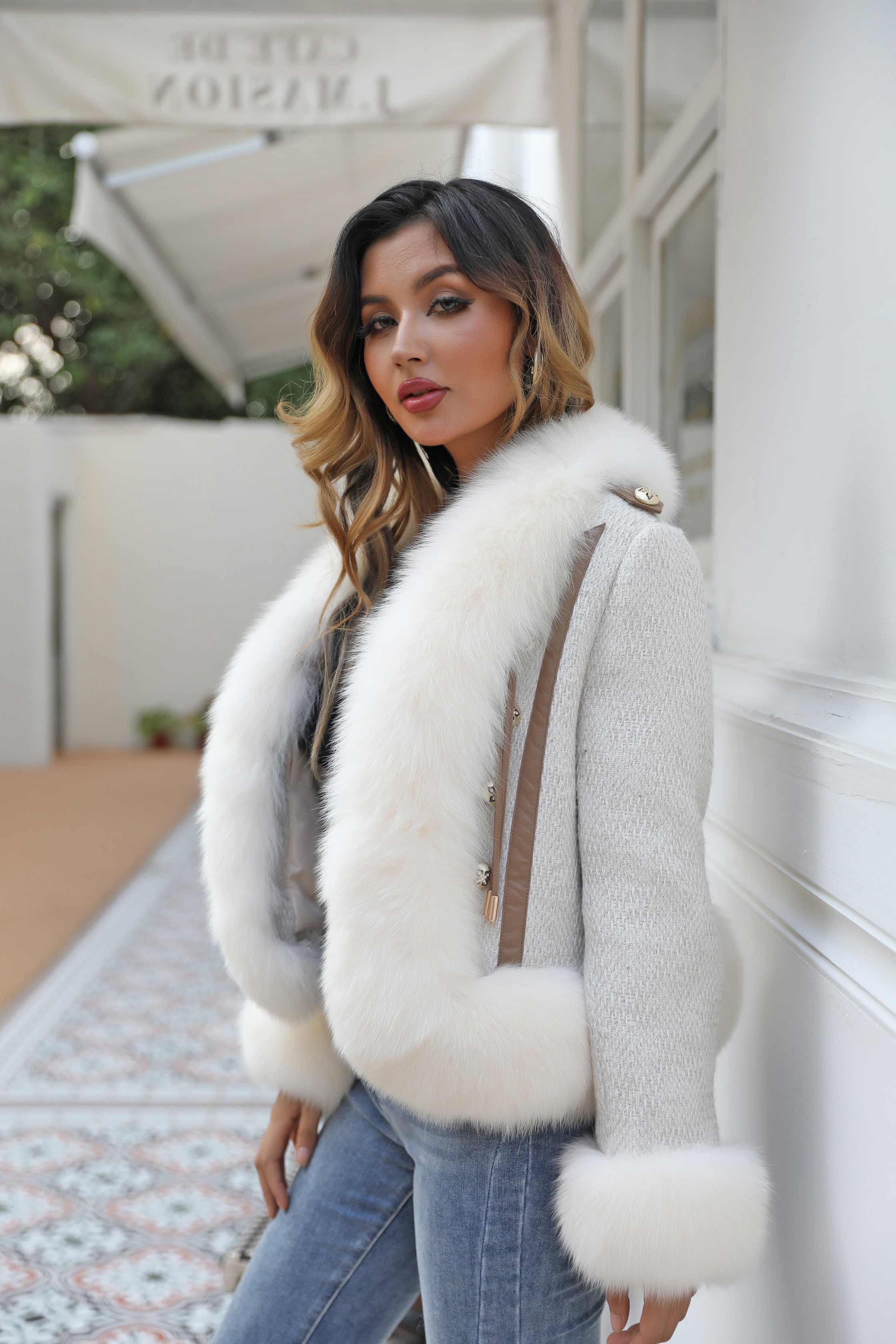 Women's Winter Fashion Coarse Woven Fabric Fox Fur Collar Coat - Janefur