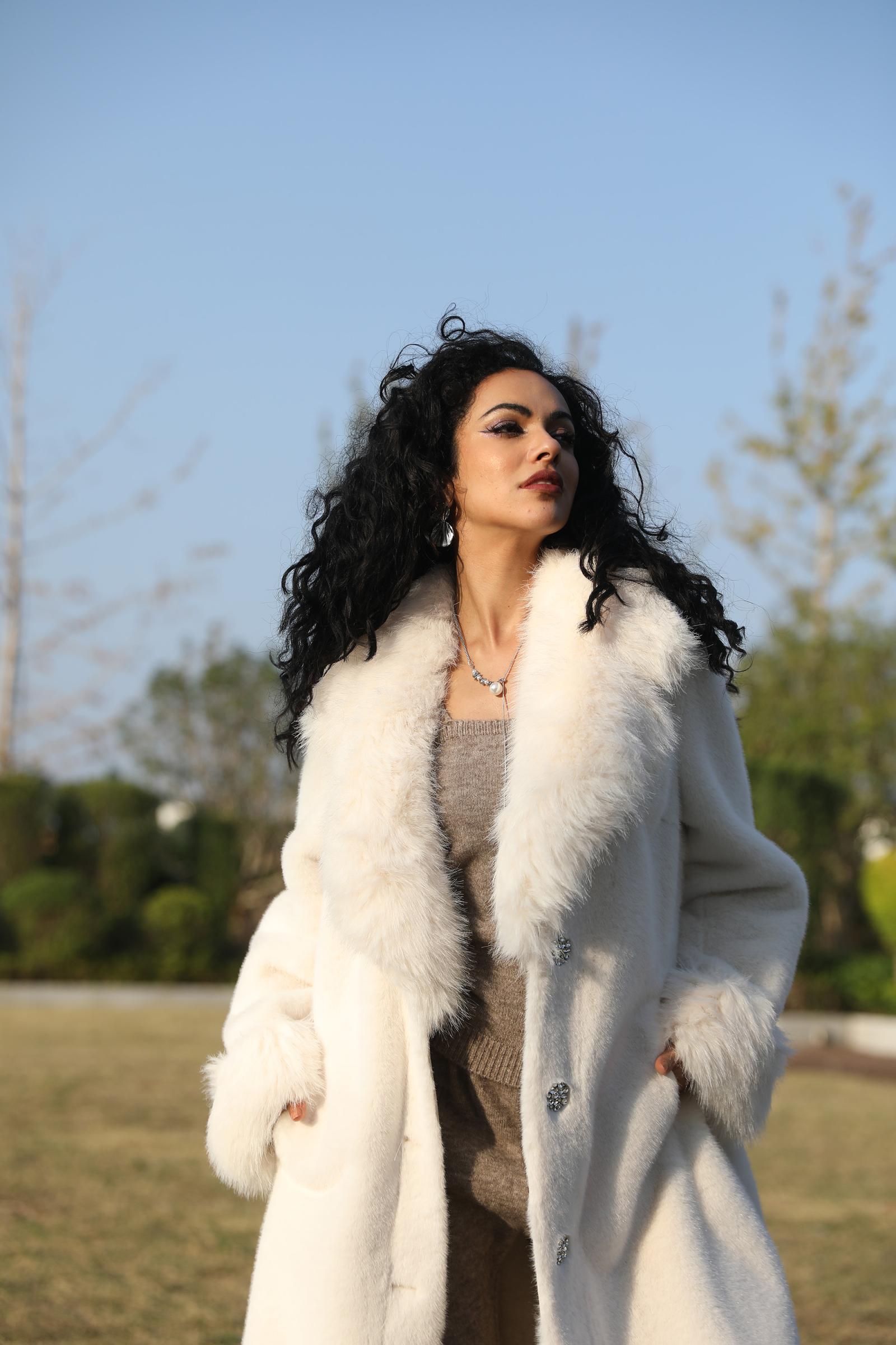 Eco-Friendly Faux Mink Fur New Style Suit Collar Rhinestone Trendy Women's Coat - Janefur