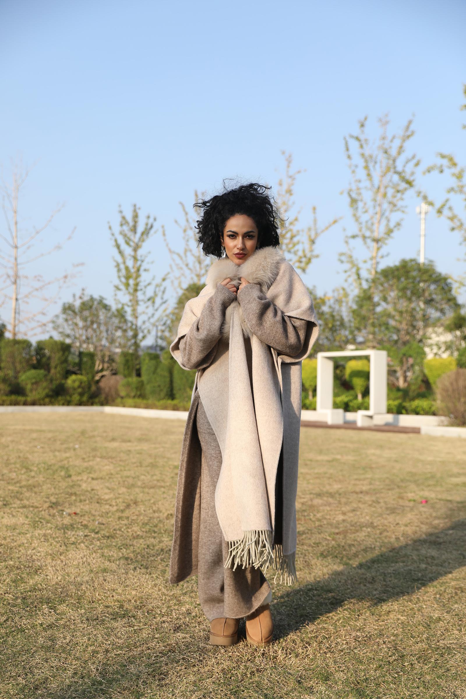 Double-Faced Cashmere Cape Coat for Women with Chic Fringe Double-Faced Wool Shawl Coat - Janefur