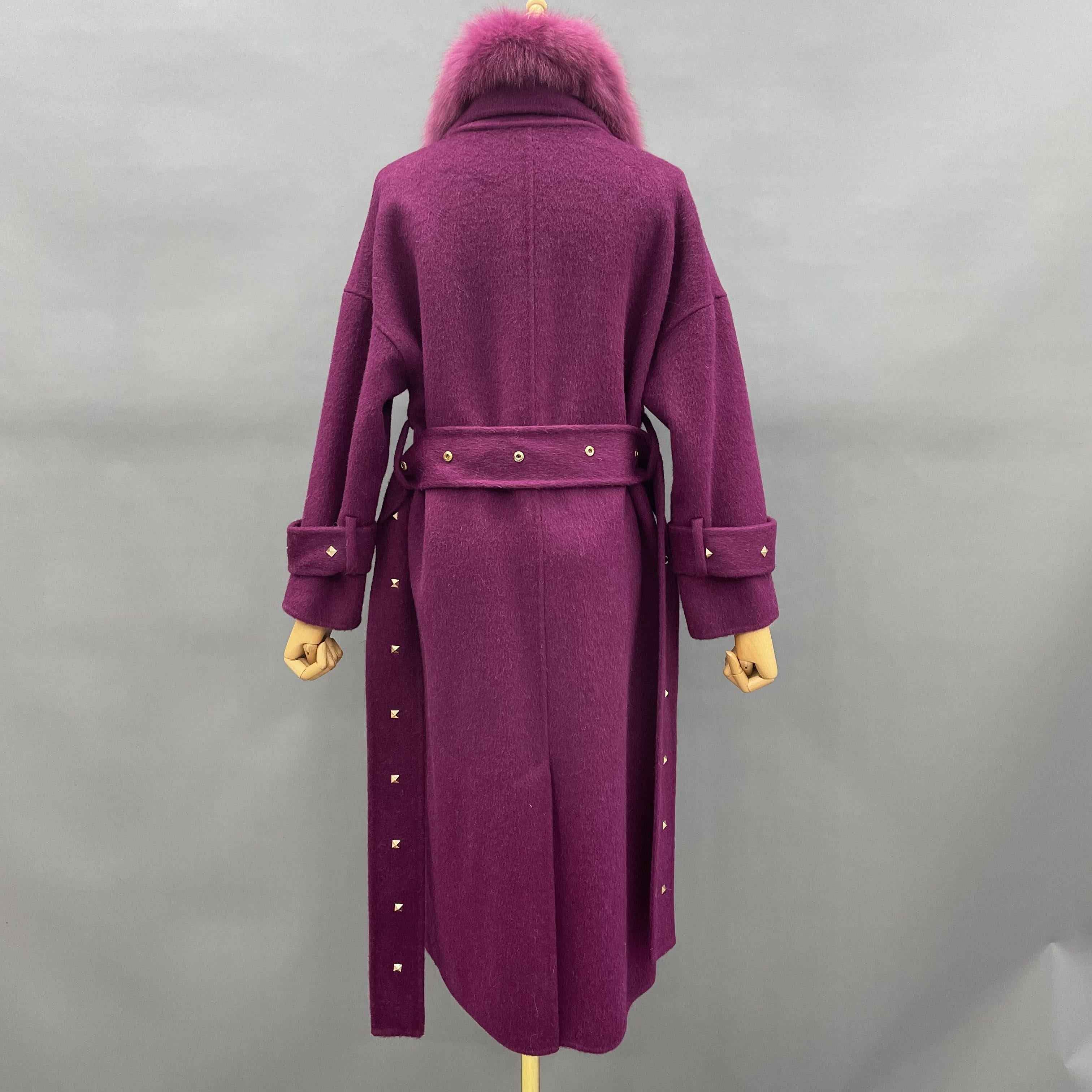 Luxury Double-Faced Wool Coat with Fox Fur Collar and Studded Button Detailing – Elegant Long Overcoat for Women