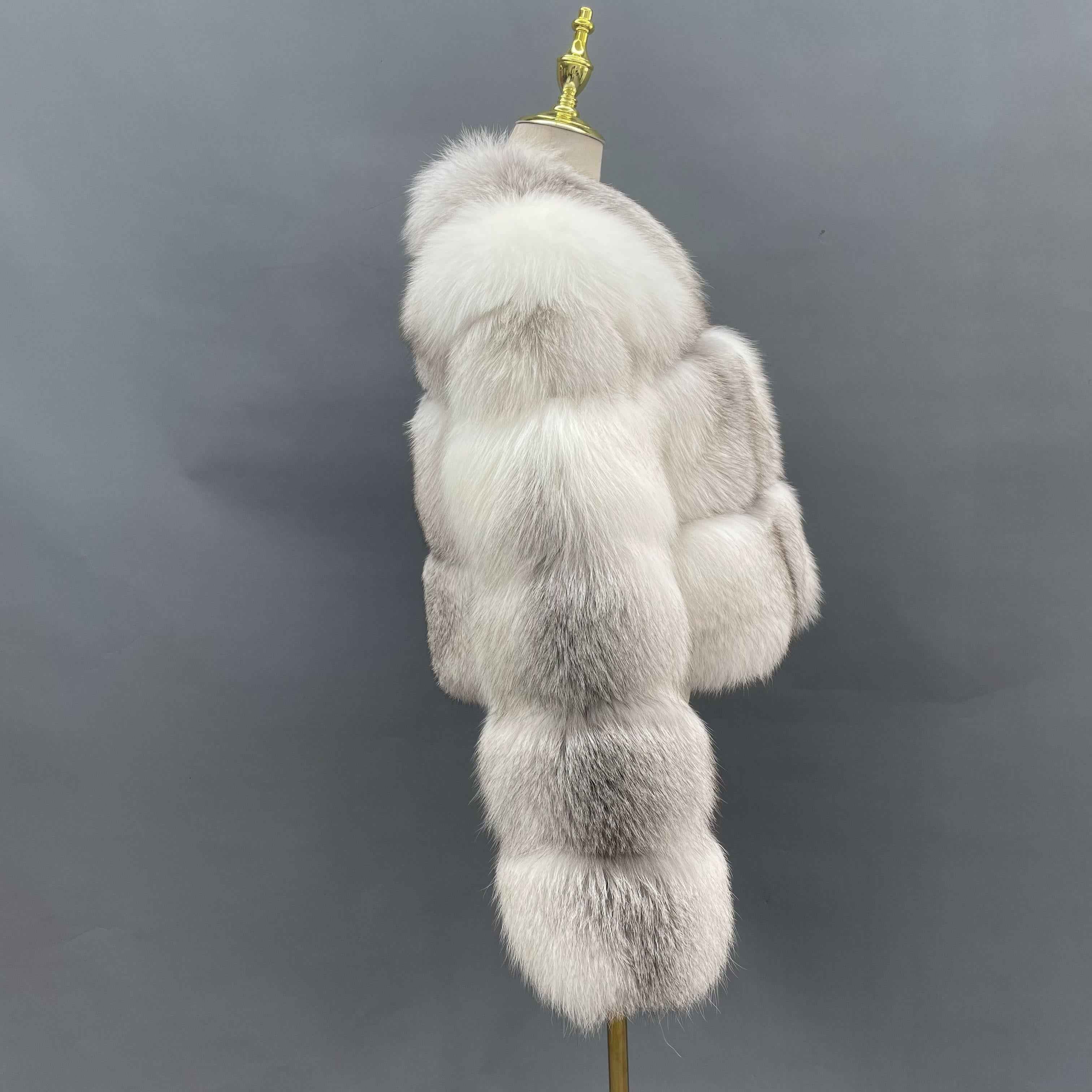 Women’s Stand Collar Fox Fur Jacket with Five-Section Sleeves – Elegant Short Coat in Cream and Brown for Luxury Winter Fashion