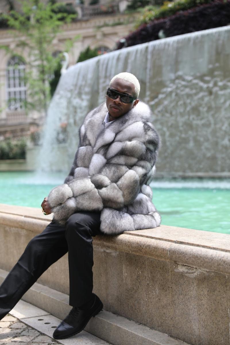White Fox Fur with Six-Section Design and Dual Colors - Janefur
