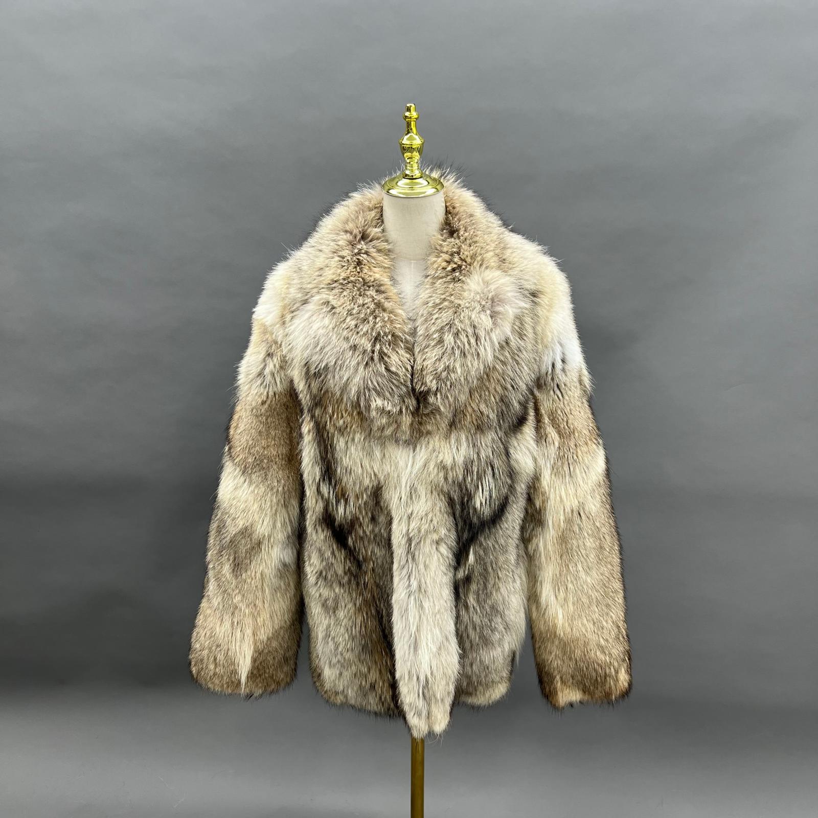 Wolf Fur Luxurious Lapel Coat for Extreme Cold Weather - Janefur