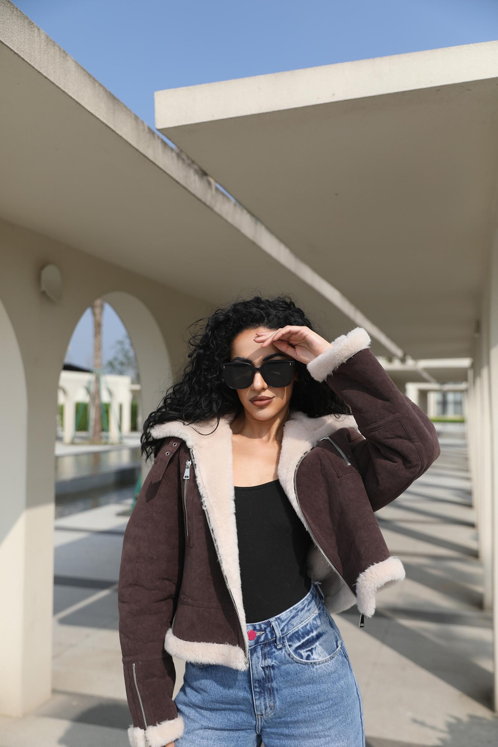 Leather and Faux Fur Zippered Collar Trendy Lapel Jacket - Janefur