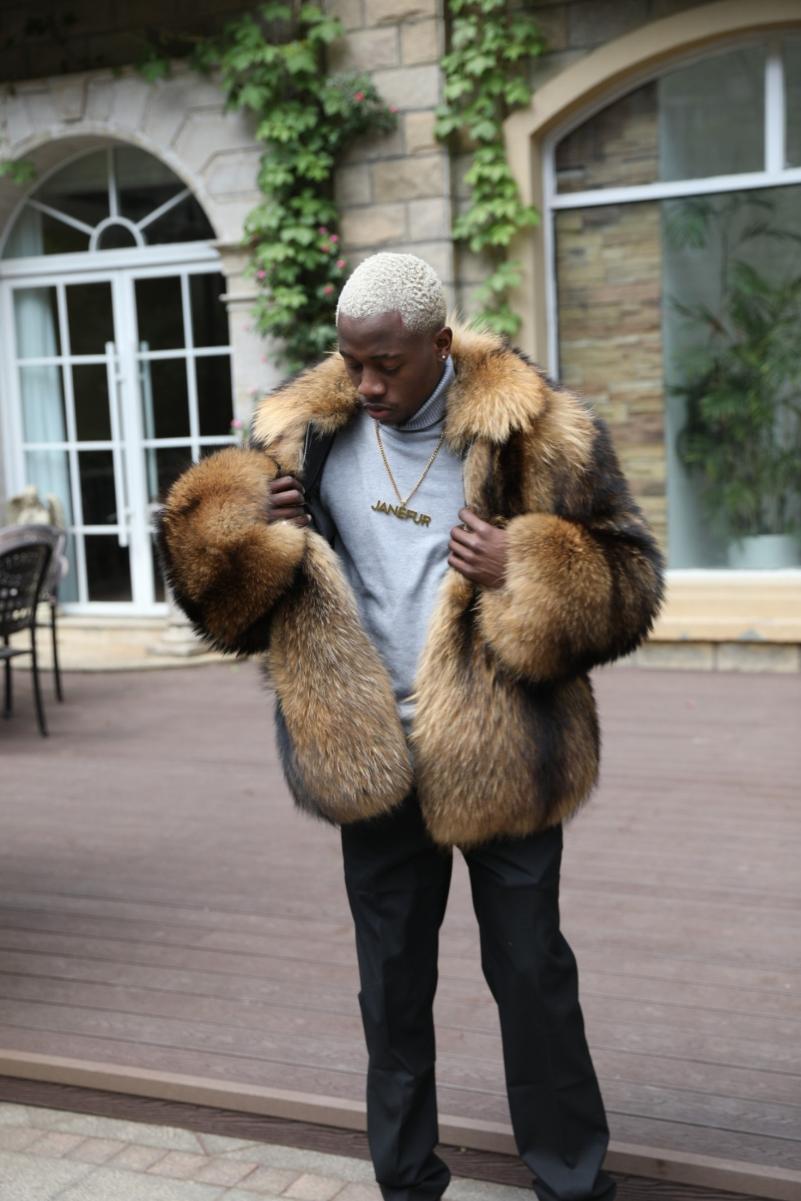 Men's Whole Fur Reversible Collar Coat Made Of Raccoon - Janefur