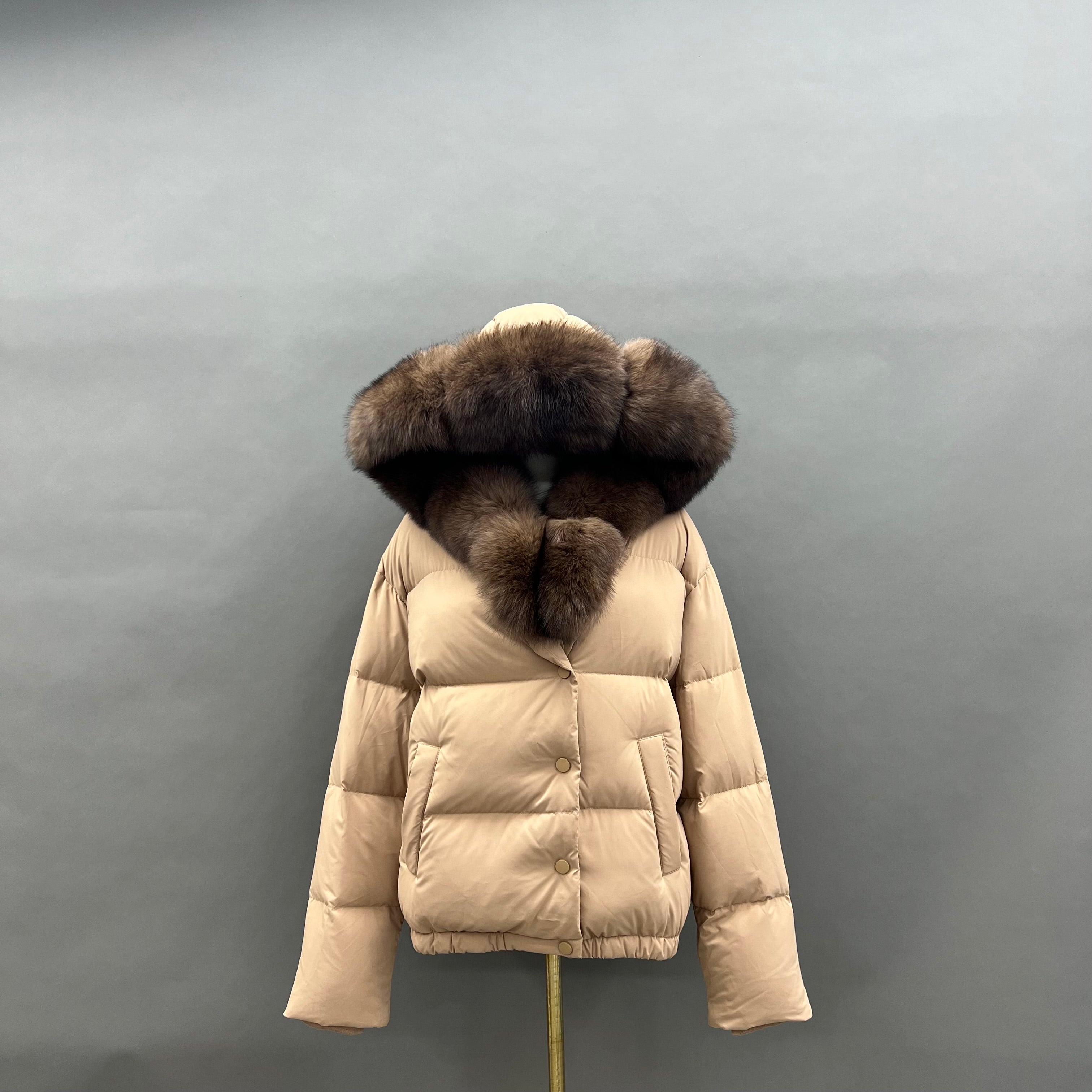 Women’s Brown Down Jacket with Real Fox Fur Hood – Short Puffer Winter Coat for Elegant Fashion 4#Beige