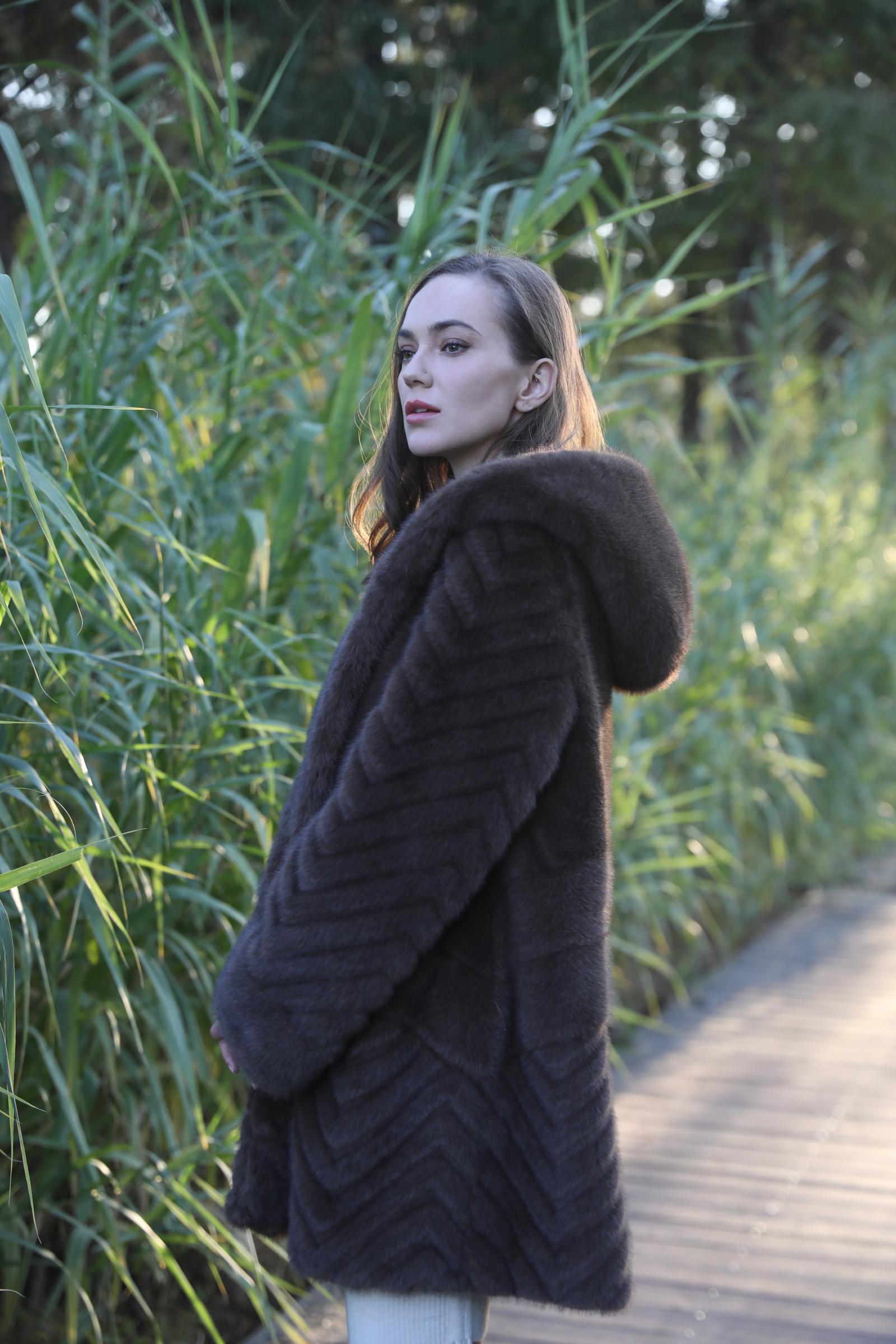 Women's Fashionable Windproof Hooded Pocket Faux Mink Fur Jacket - Janefur