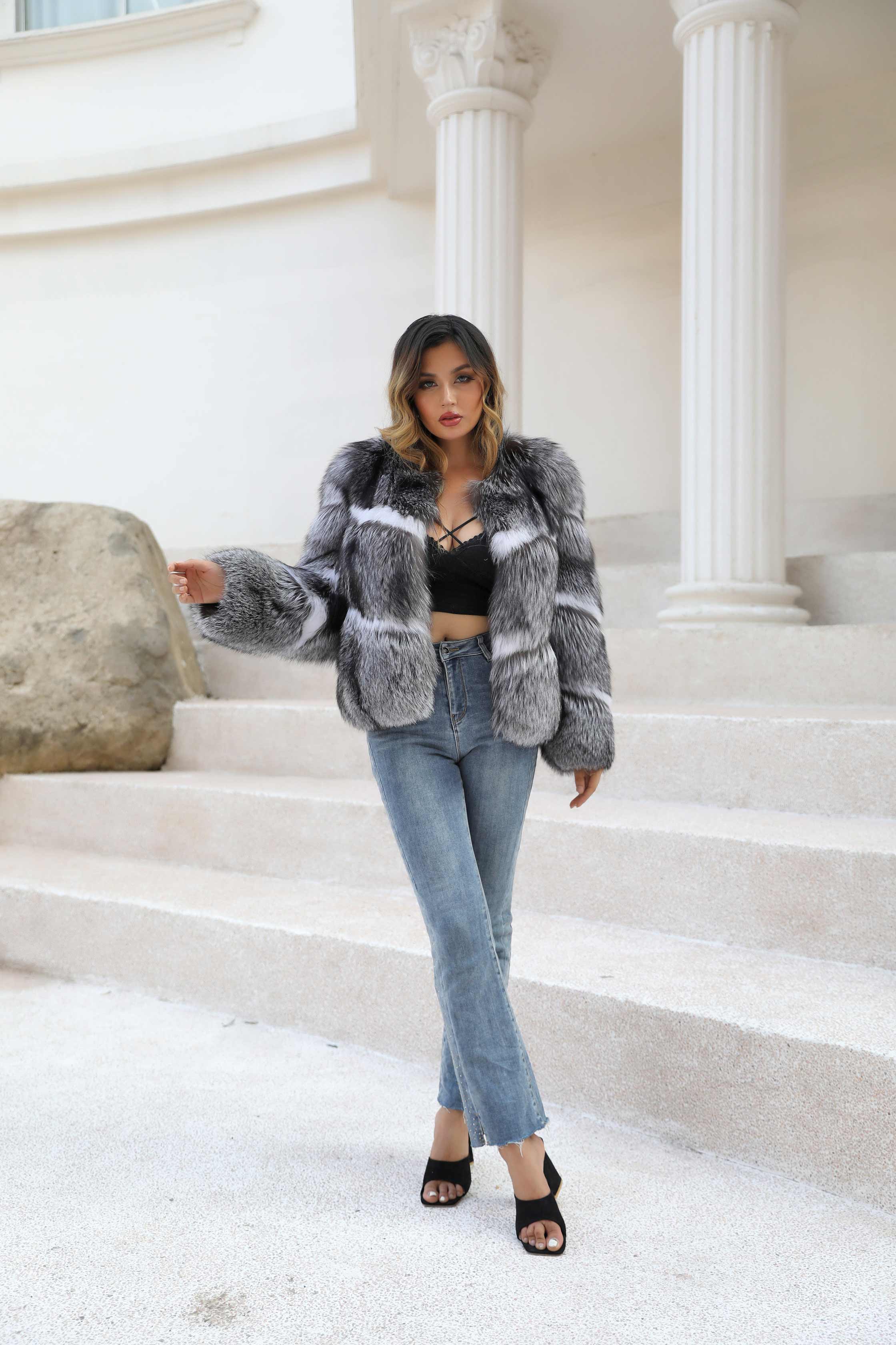 Luxury Winter Women's Crewneck Silver Fox Coat - Janefur