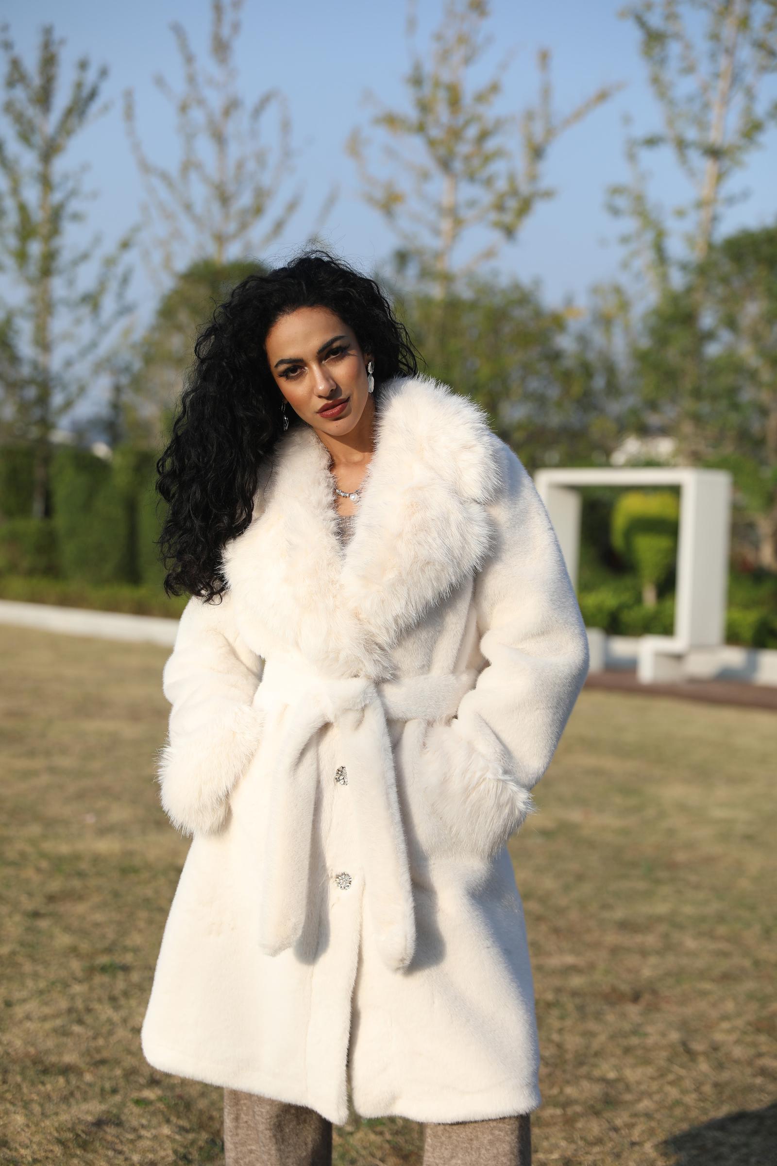 Eco-Friendly Faux Mink Fur New Style Suit Collar Rhinestone Trendy Women's Coat - Janefur