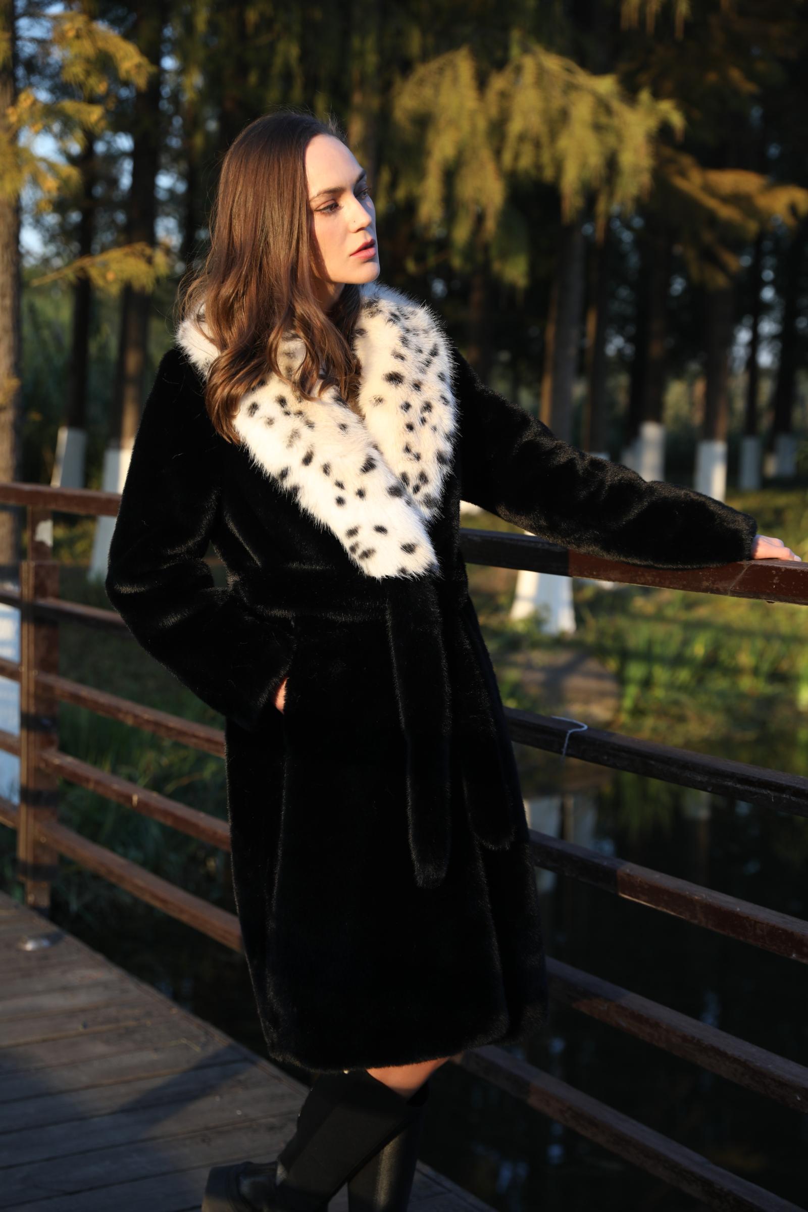 Women's Chic Leopard Print Large Lapel Faux Mink Eco-Friendly Fur Coat - Janefur