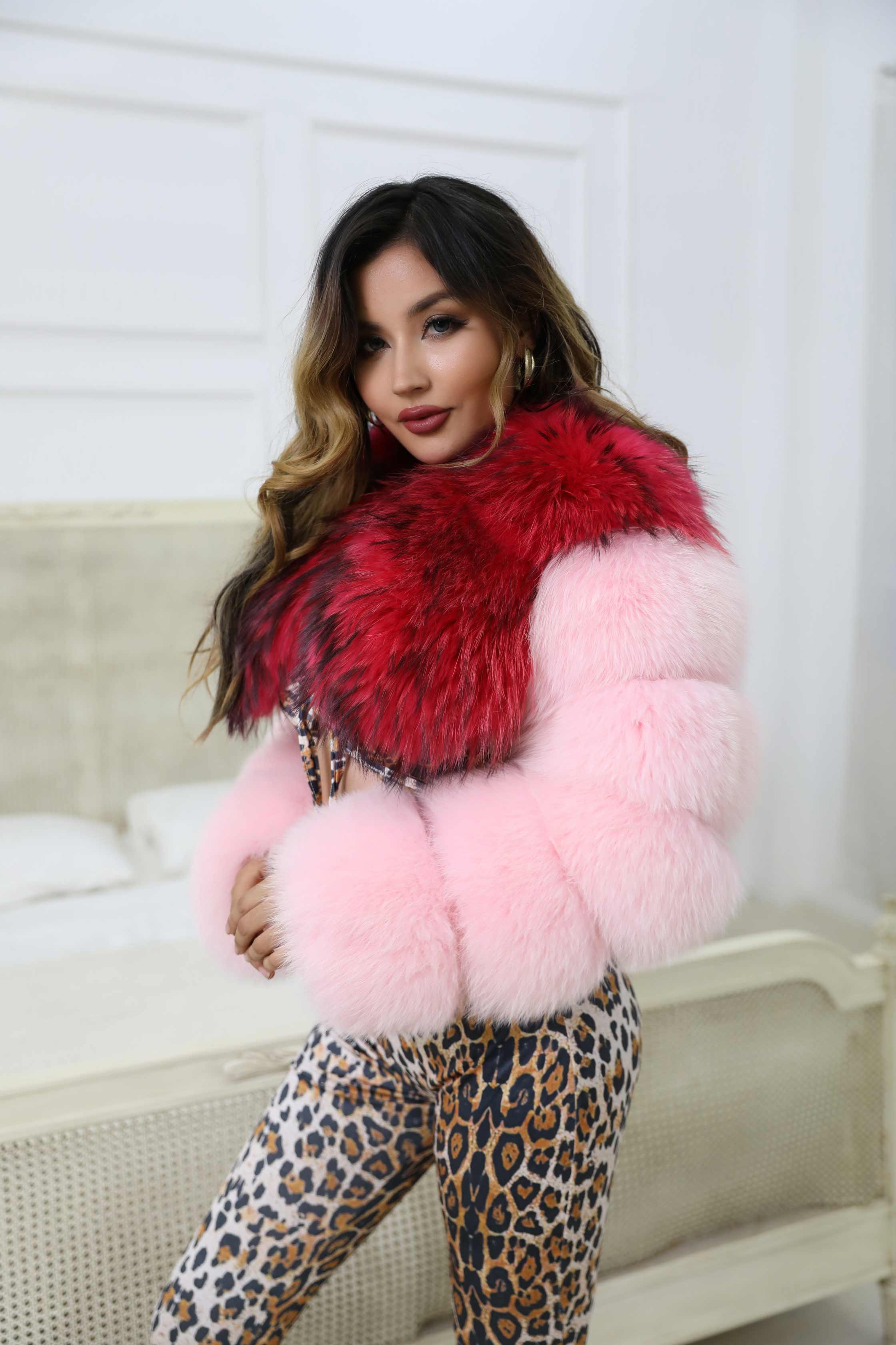 New Design Short Women's Real Fur Vest With Long Sleeves - Janefur