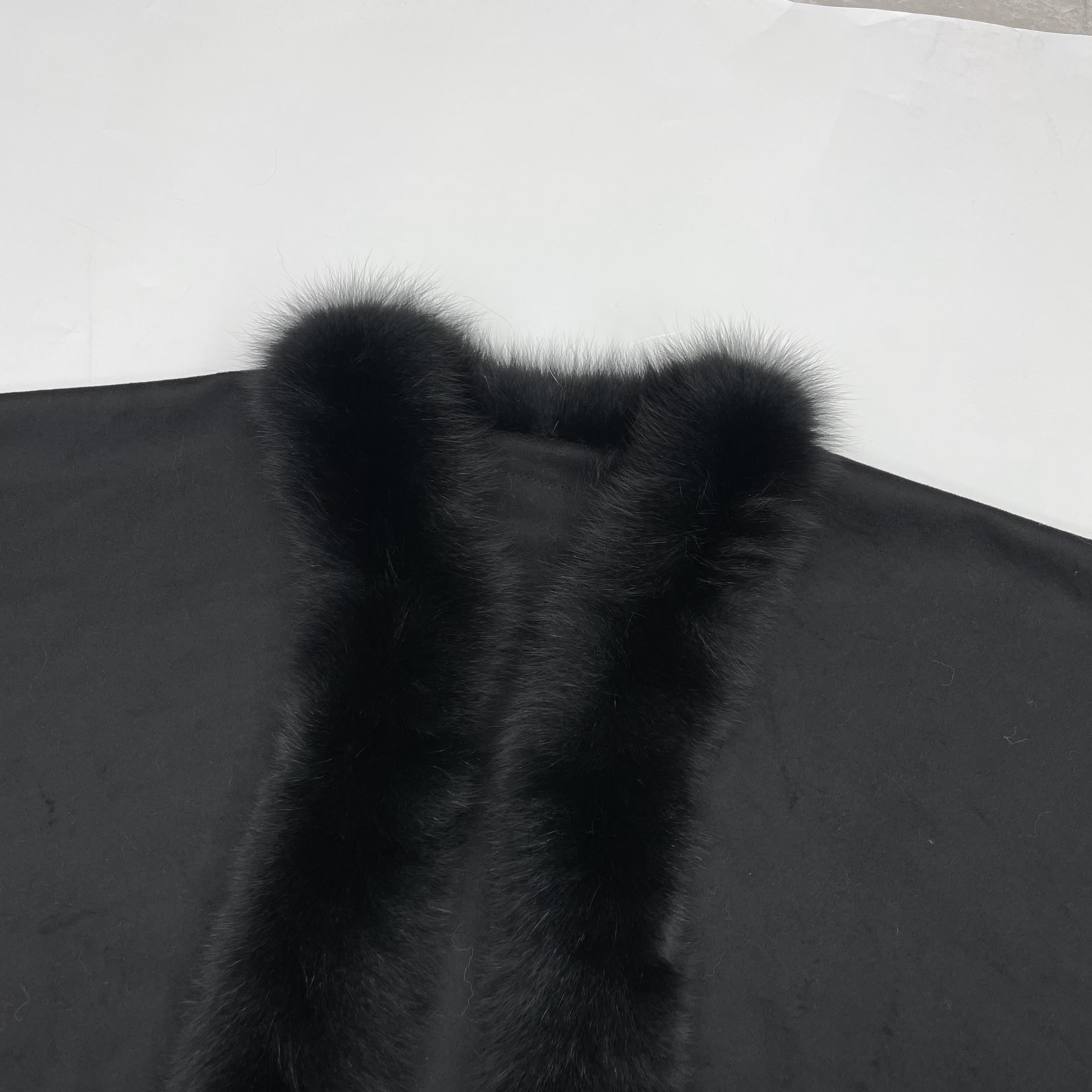 Fox Fur Placket Cashmere Shawl - Janefur