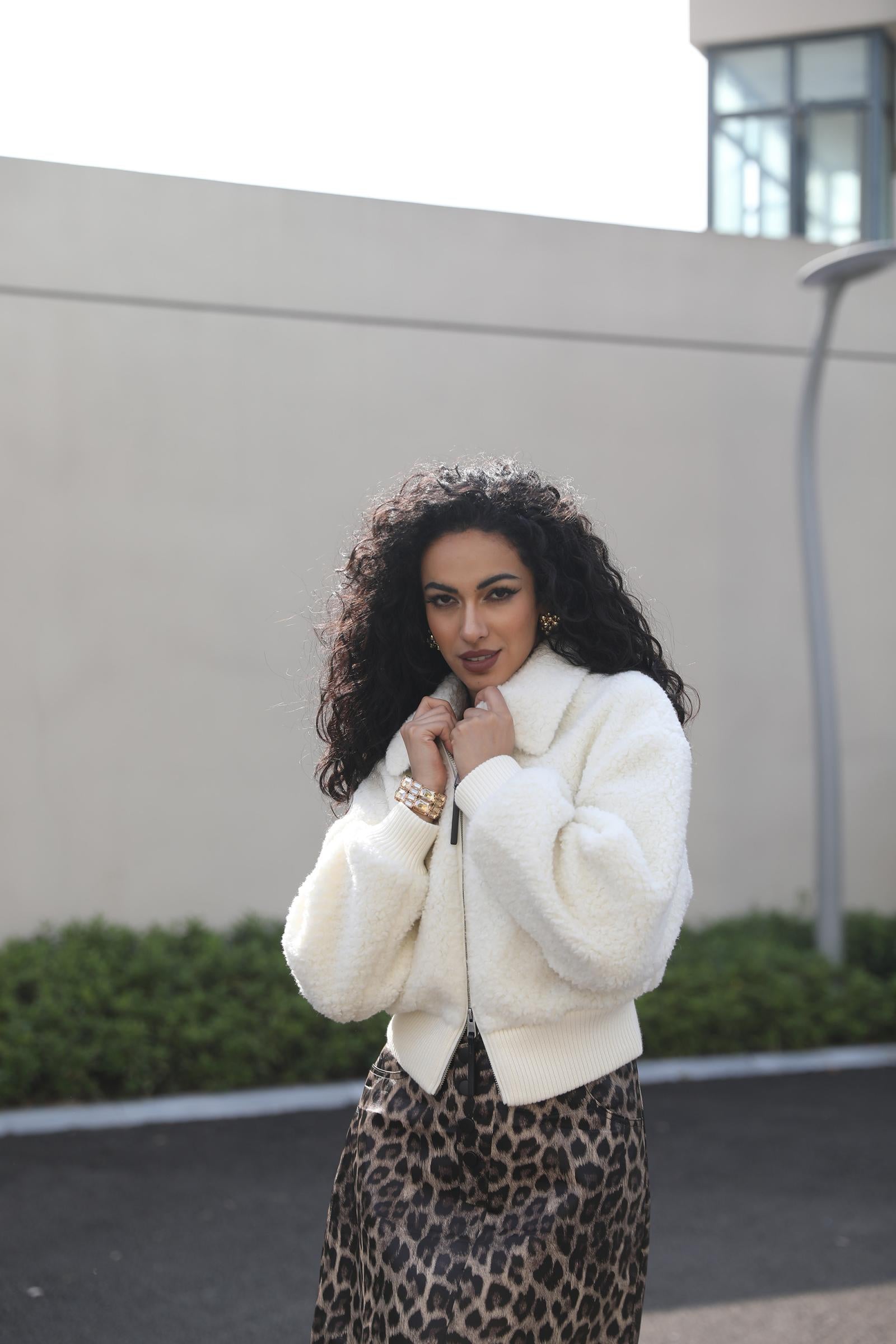 Lamb Wool Square Collar Women's Casual Short Coat - Janefur