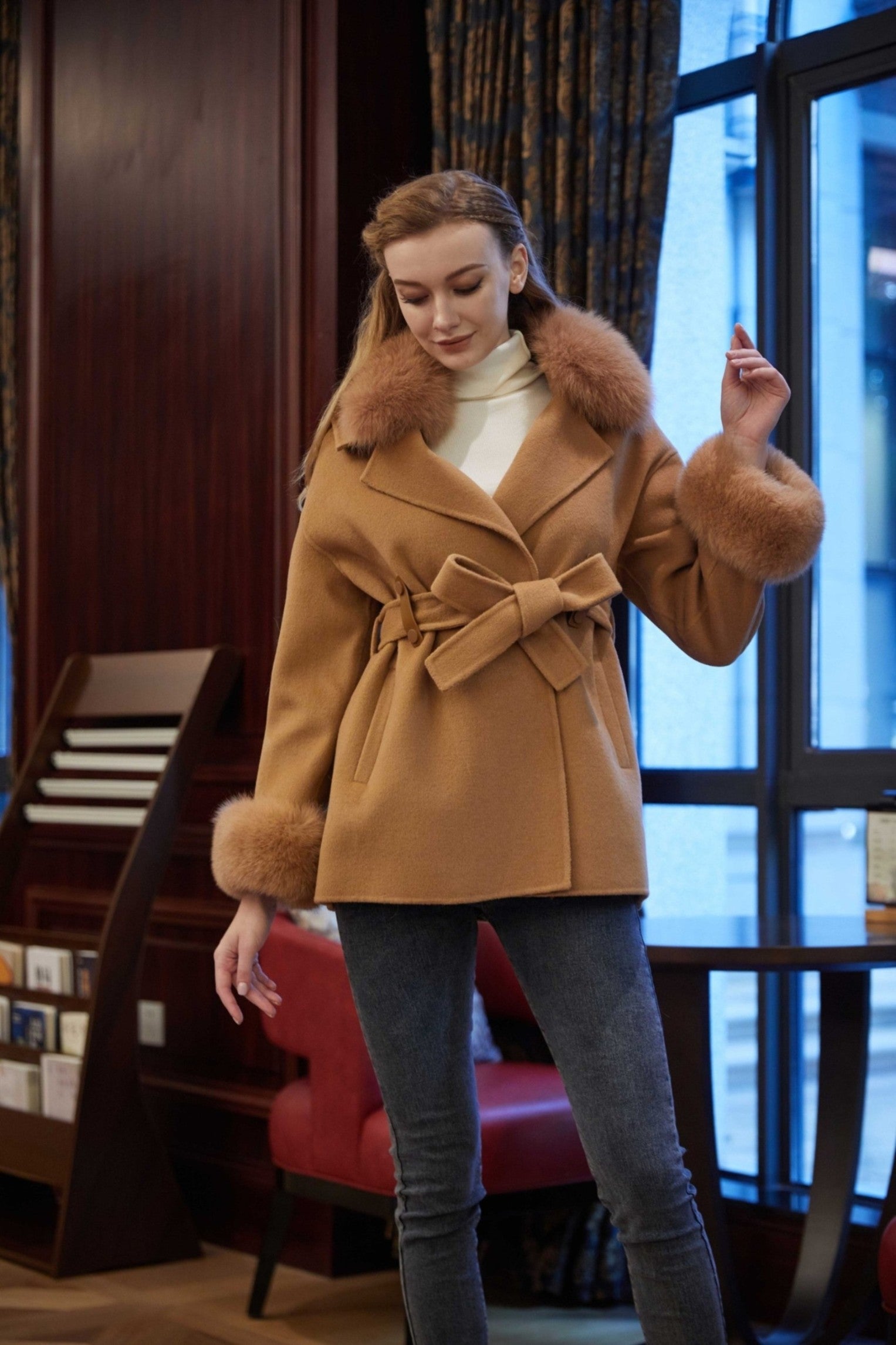 Trendy New Style Fox Fur Collar Short Cashmere Coat For Women - Janefur