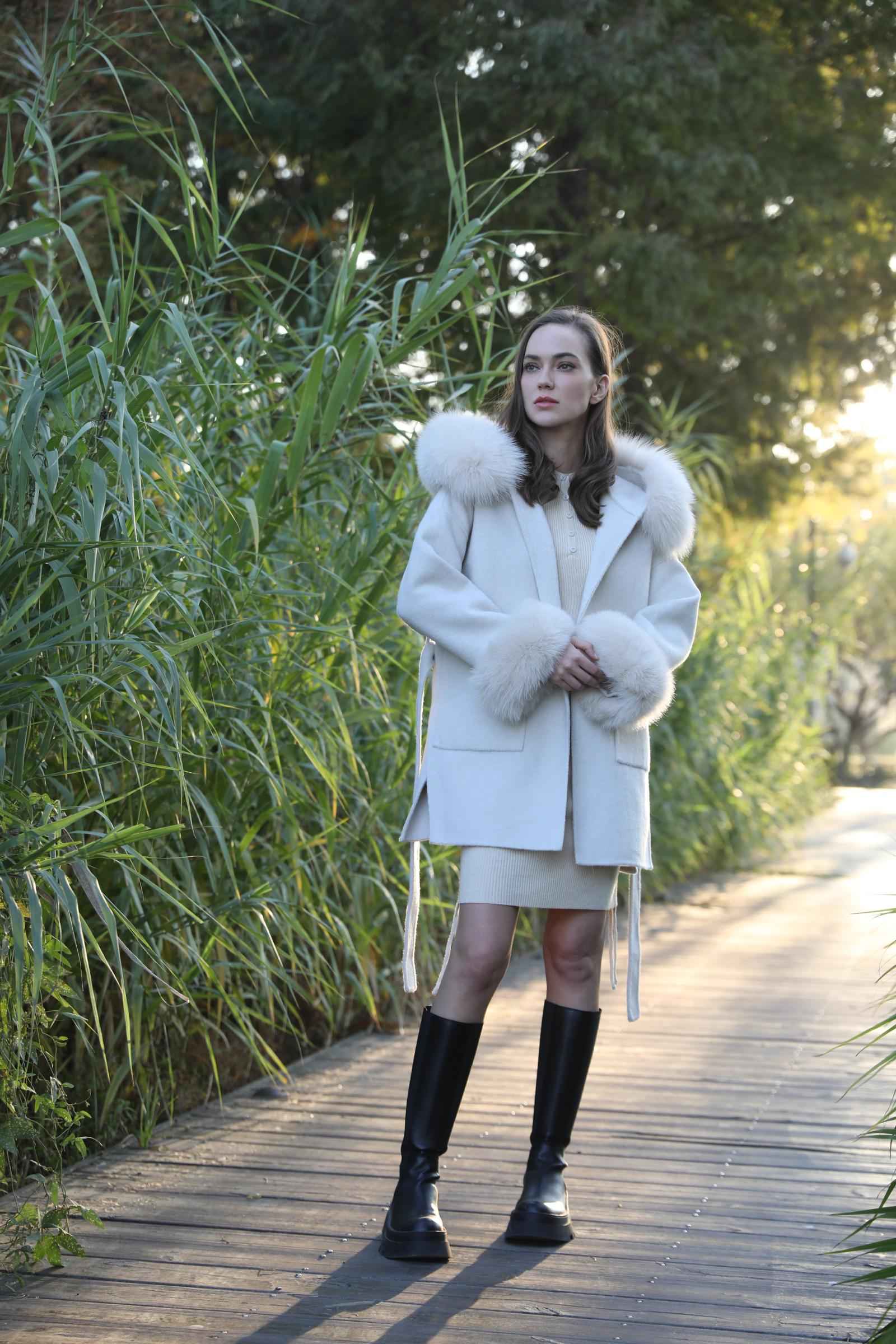 Women's Winter Warm Hooded Reversible Cashmere Short Coat Cuffs with Fur - Janefur