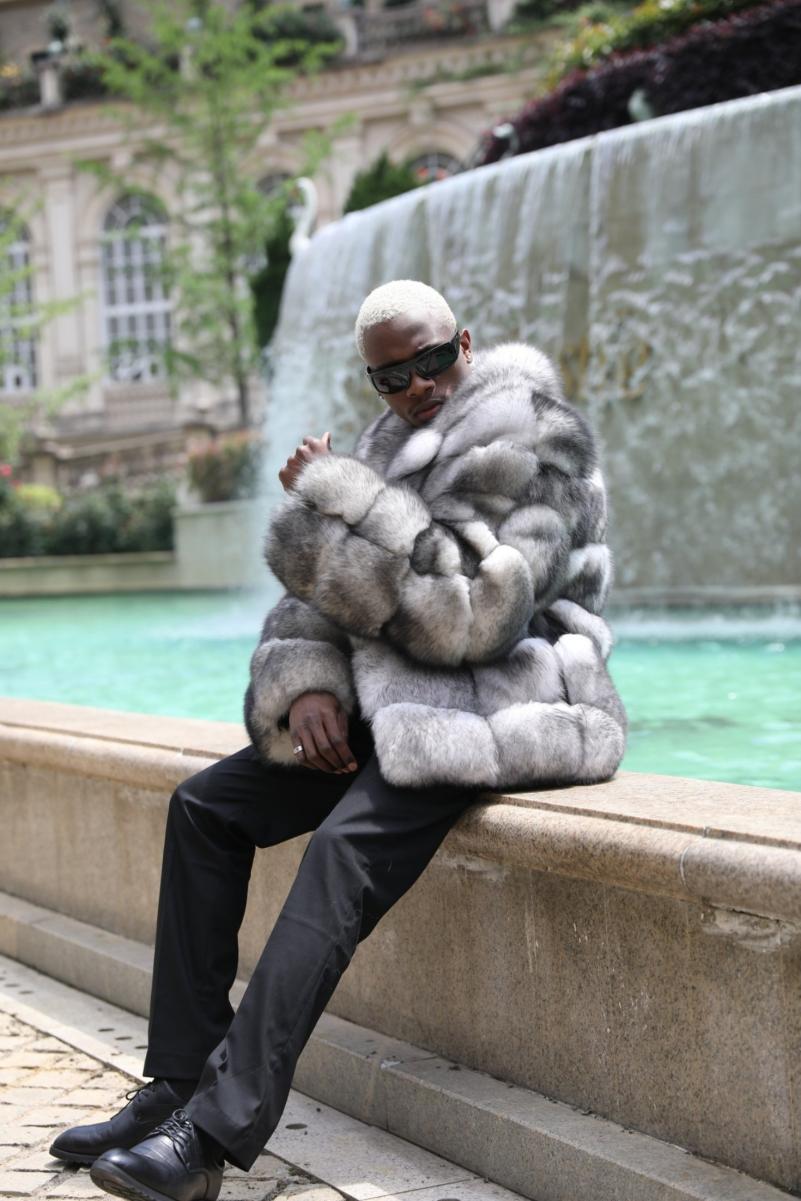 White Fox Fur with Six-Section Design and Dual Colors - Janefur