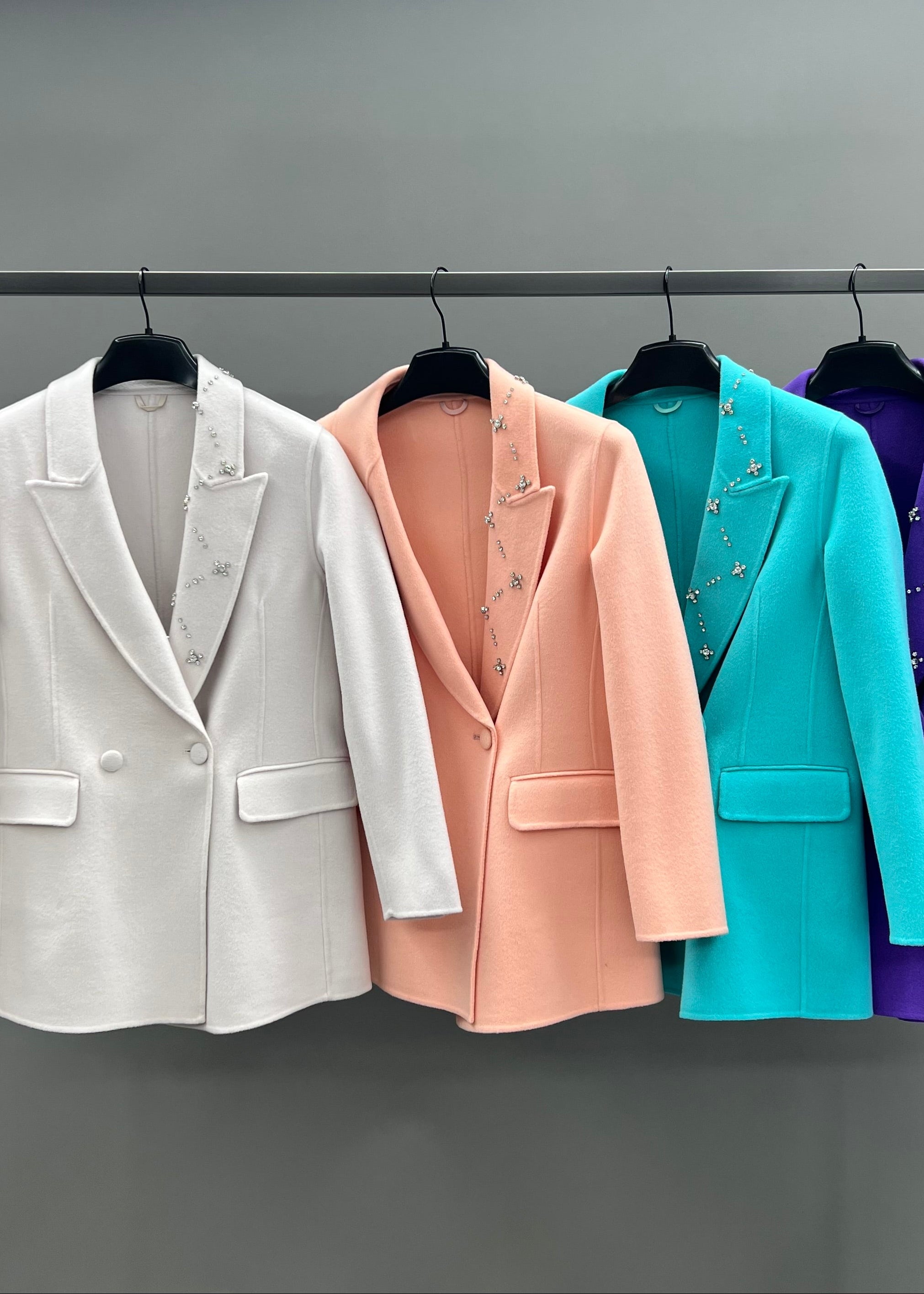 Janefur Cashmere Wool Crystal Rhinestone Detail Coat Women Wholesale Factory Direct