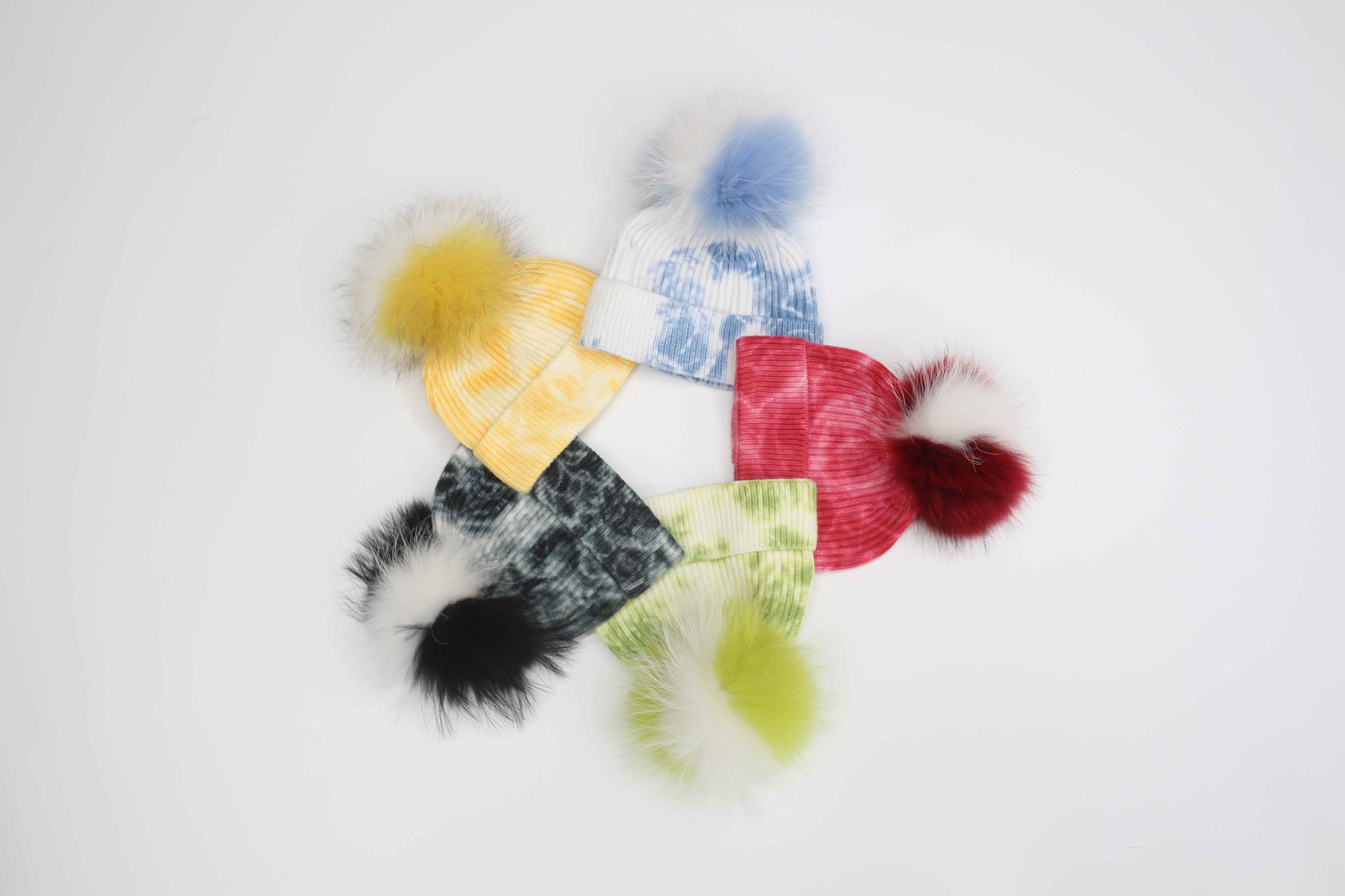 New Fashion Trend Ladies Pickled Striped Angora Beanie Hat With Same Color Real Raccoon Fur Pom Pom