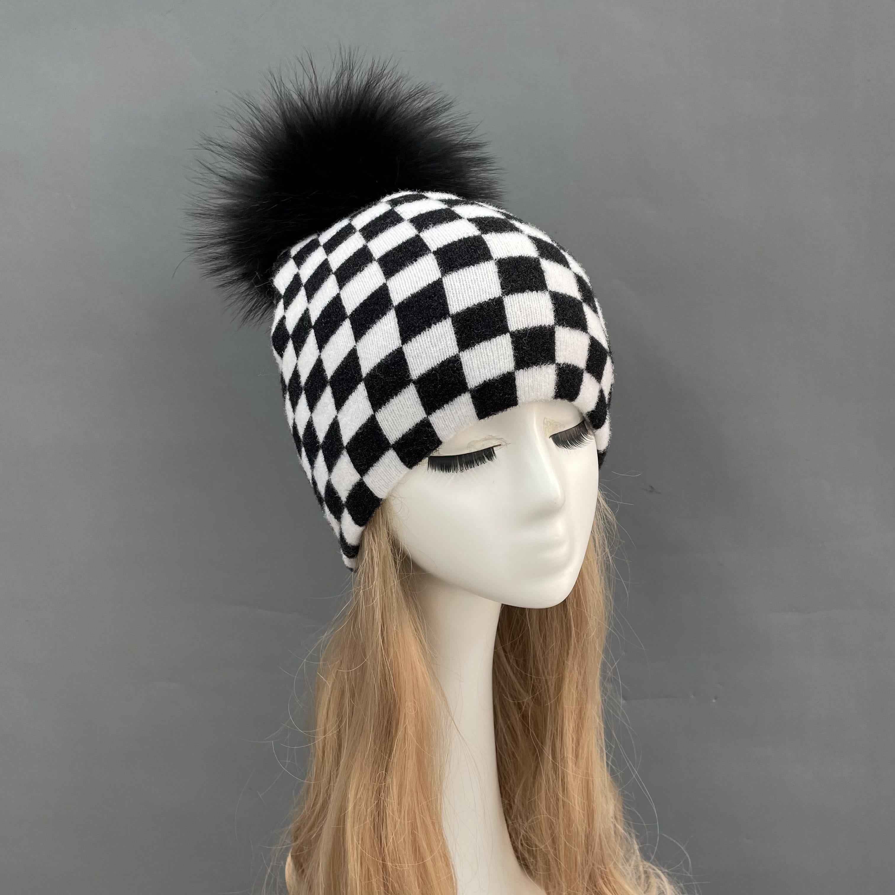 Black & White Women's Versatile Acrylic Knitted Hat Without Flanging #2 Cube Adult