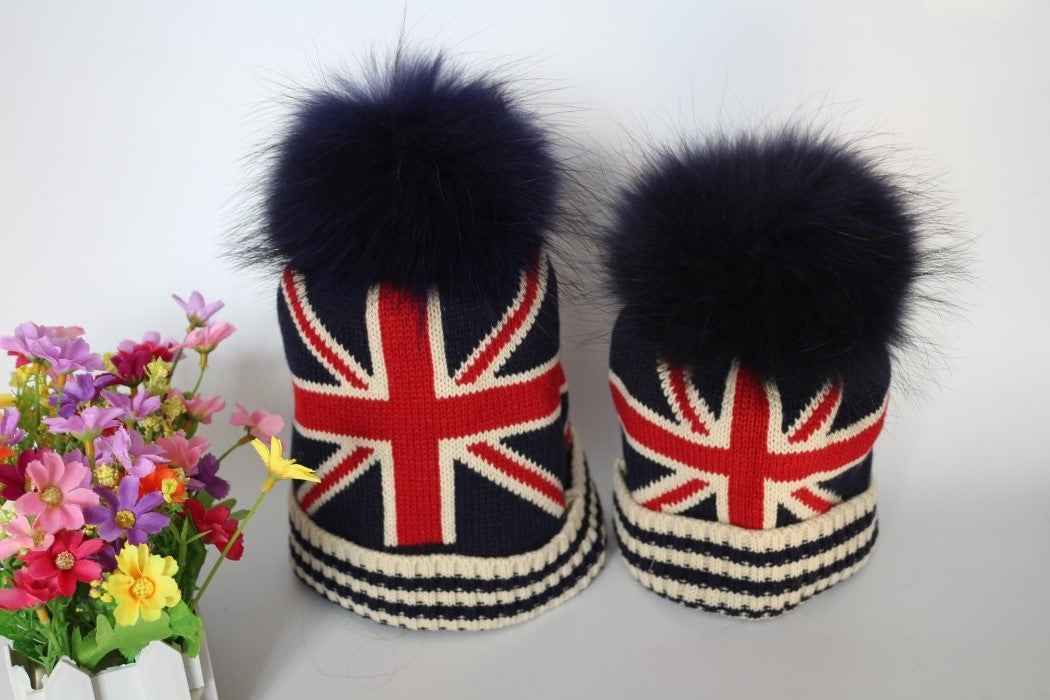 British Style Parent-Child Fur Pom Pom Acrylic Knitted Hat For Daily Wear