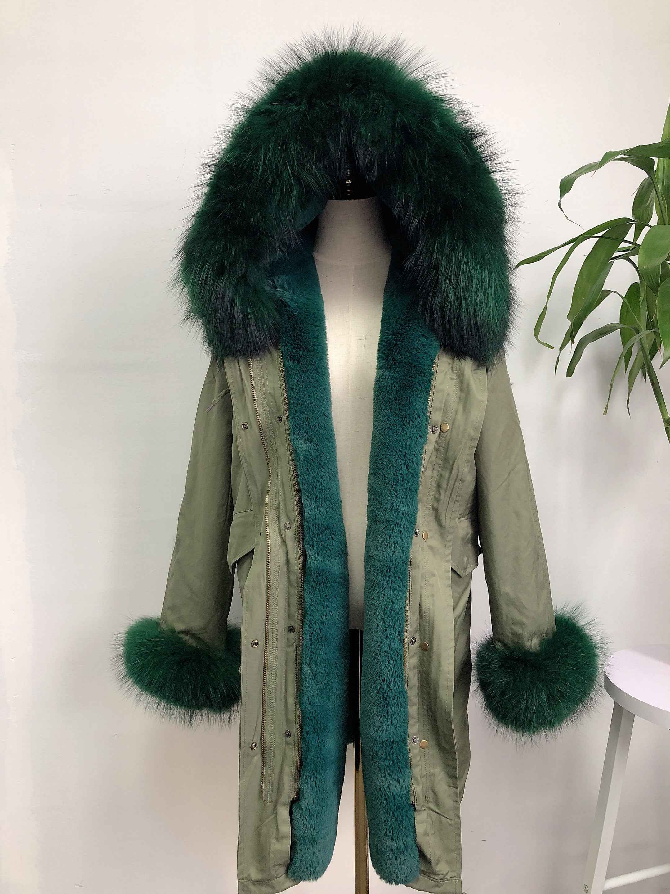 Women's Camouflage Faux Fur Parka – Winter Jacket with Fake Fur Collar & Pom Poms, Warm Outdoor Coat for Cold Weather 6#Green