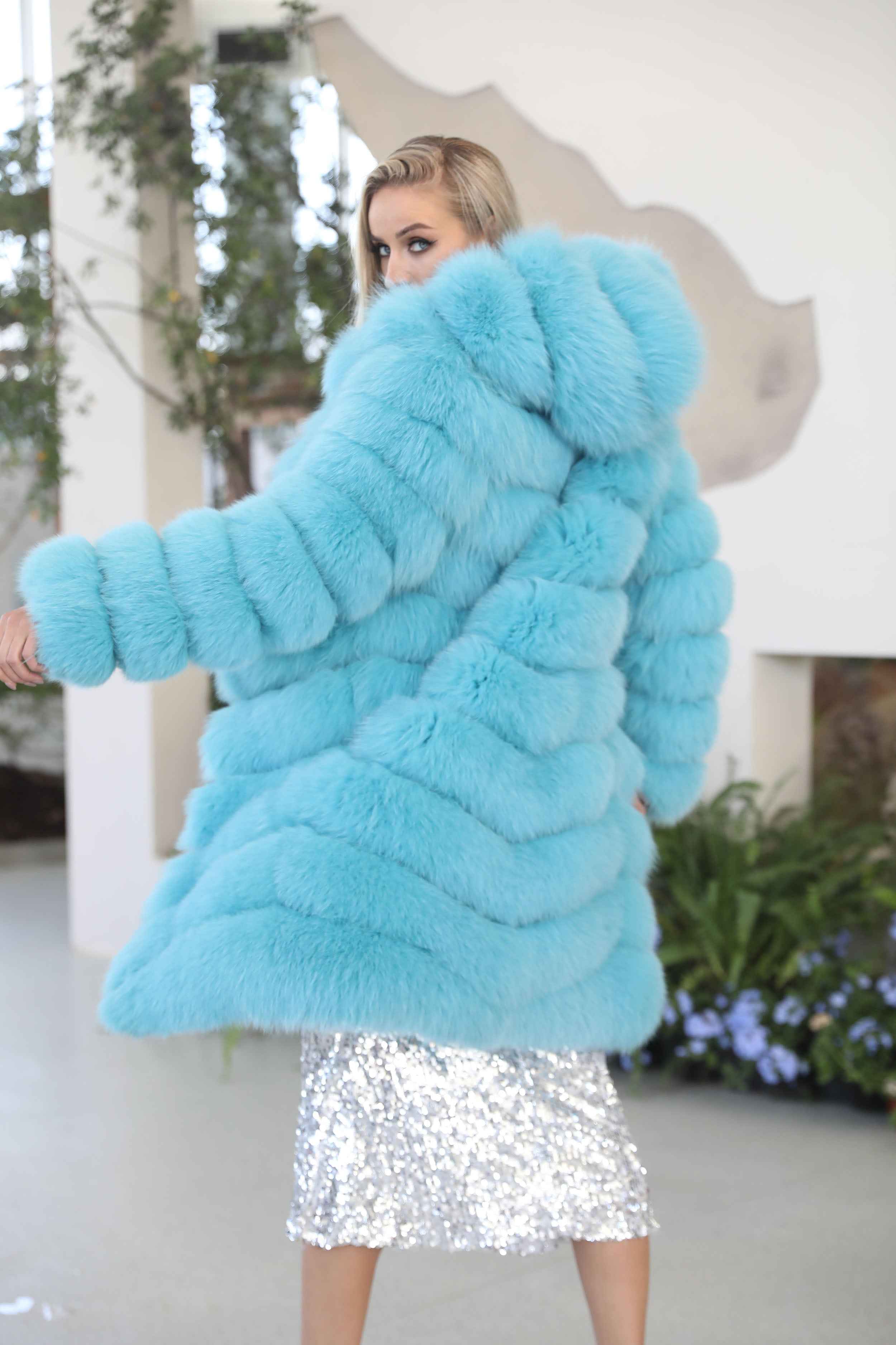 Luxury Blue Fox Fur Coat with Hood – Long Chevron Stitched 10-Panel Women’s Winter Fur Jacket