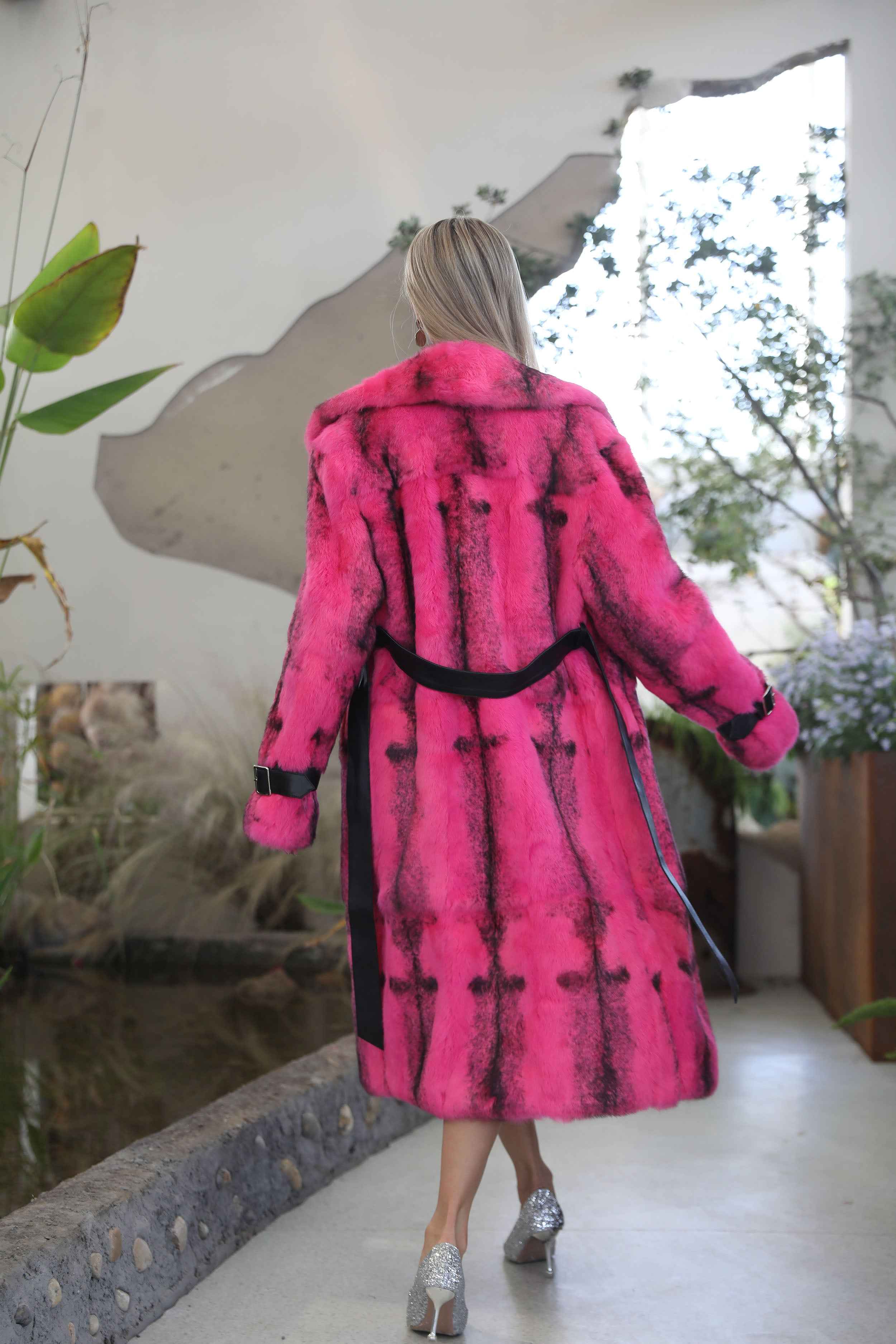 Luxury Rabbit Fur Coat with Notched Lapel and Leather Cuffs – Long Women’s Winter Fur Jacket with Belt