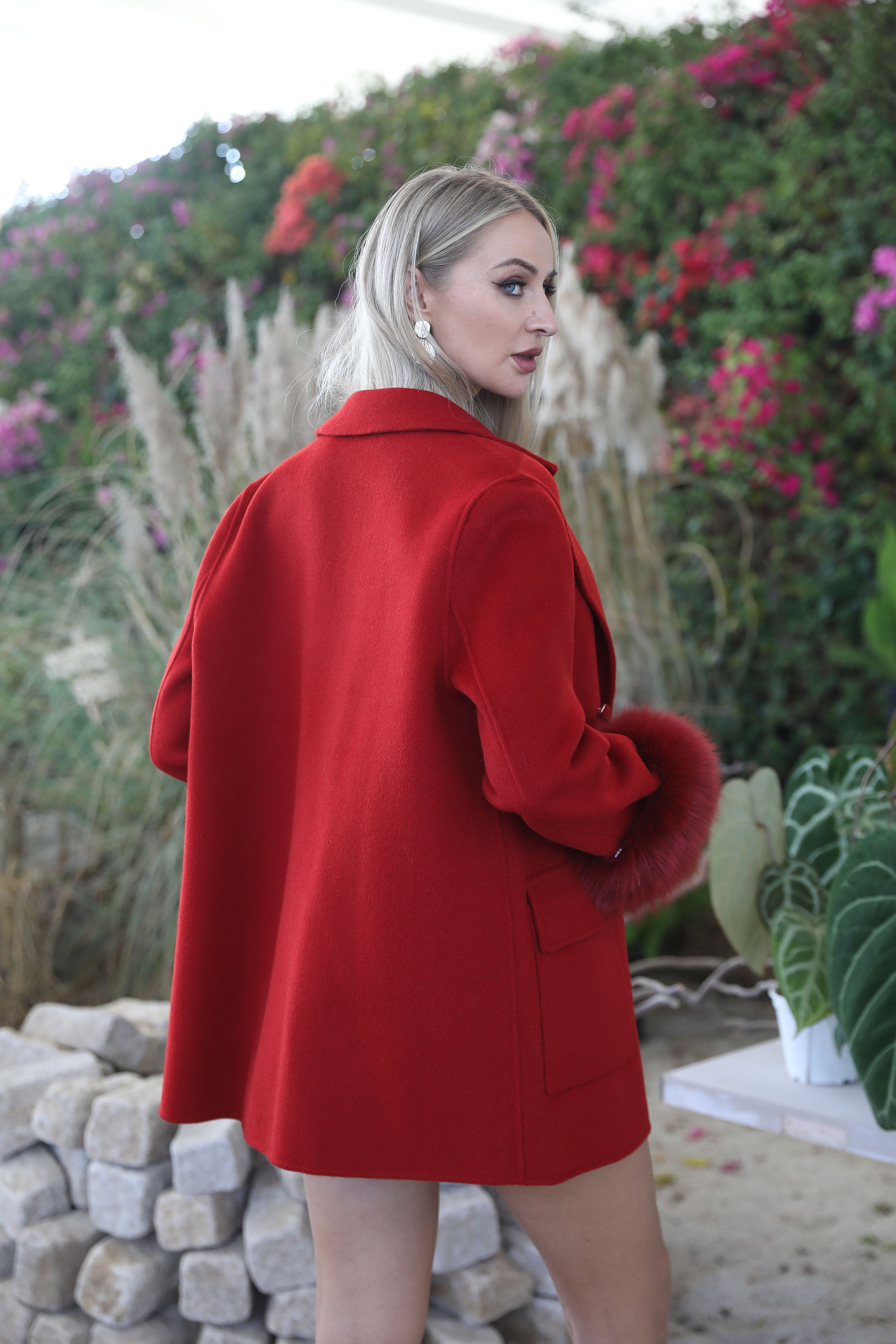 Women’s Red Double-Faced Wool Coat with Real Fox Fur Cuffs – Double-Breasted Notched Lapel Winter Jacket for Elegant Fashion