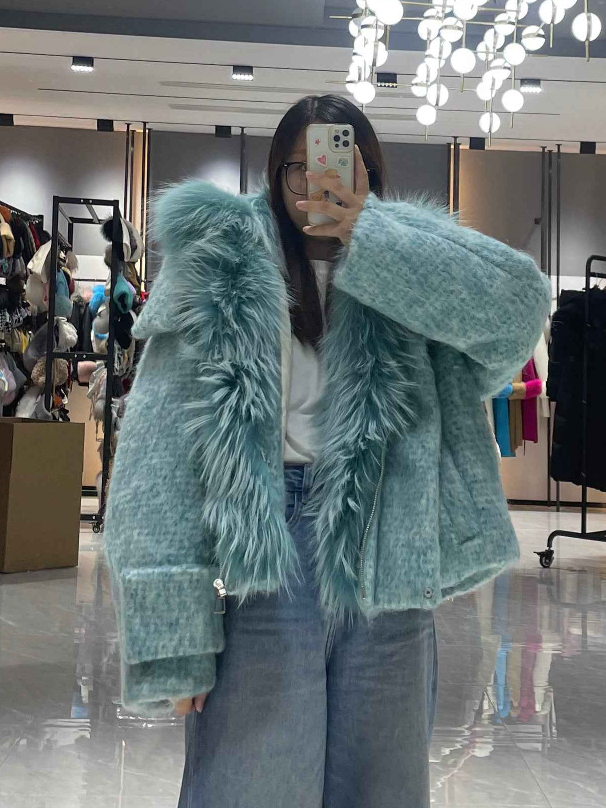 Women's Hooded Short Down Jacket with Raccoon Fur Collar