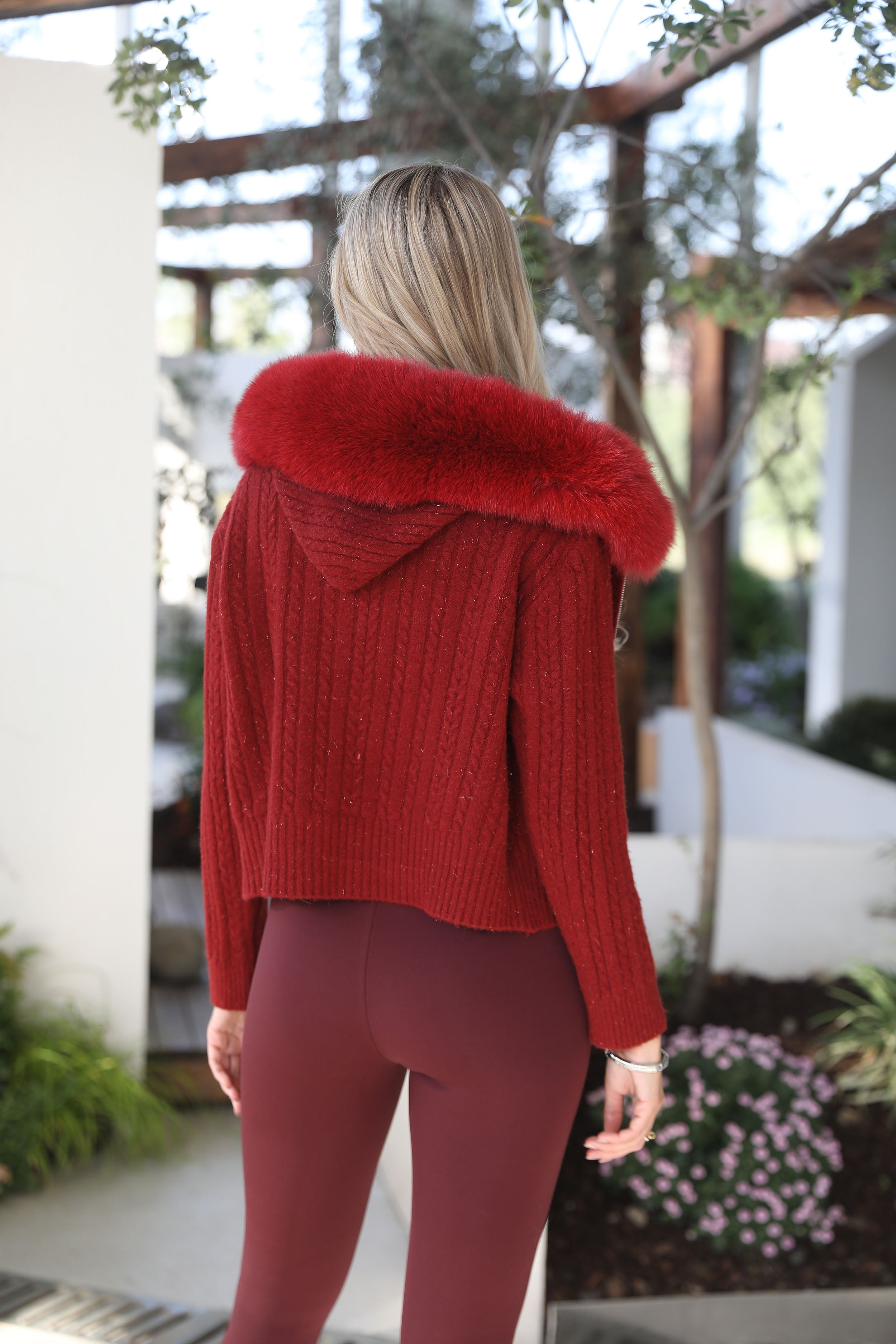 Women’s Burgundy Sheep Wool Knit Hoodie with Real Fox Fur Trim – Full-Zip Winter Sweater Coat for Elegant Fashion