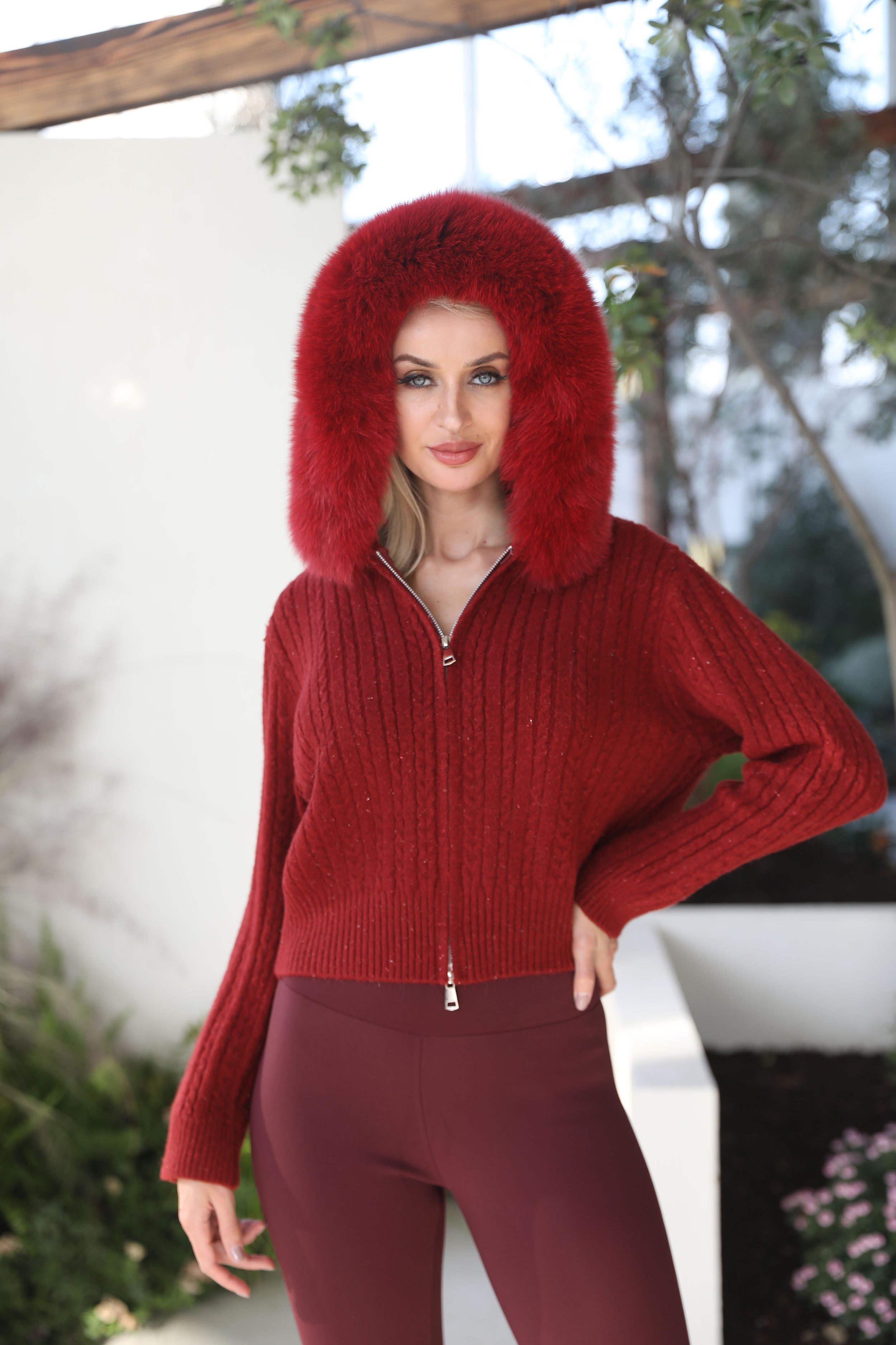 Women’s Burgundy Sheep Wool Knit Hoodie with Real Fox Fur Trim – Full-Zip Winter Sweater Coat for Elegant Fashion