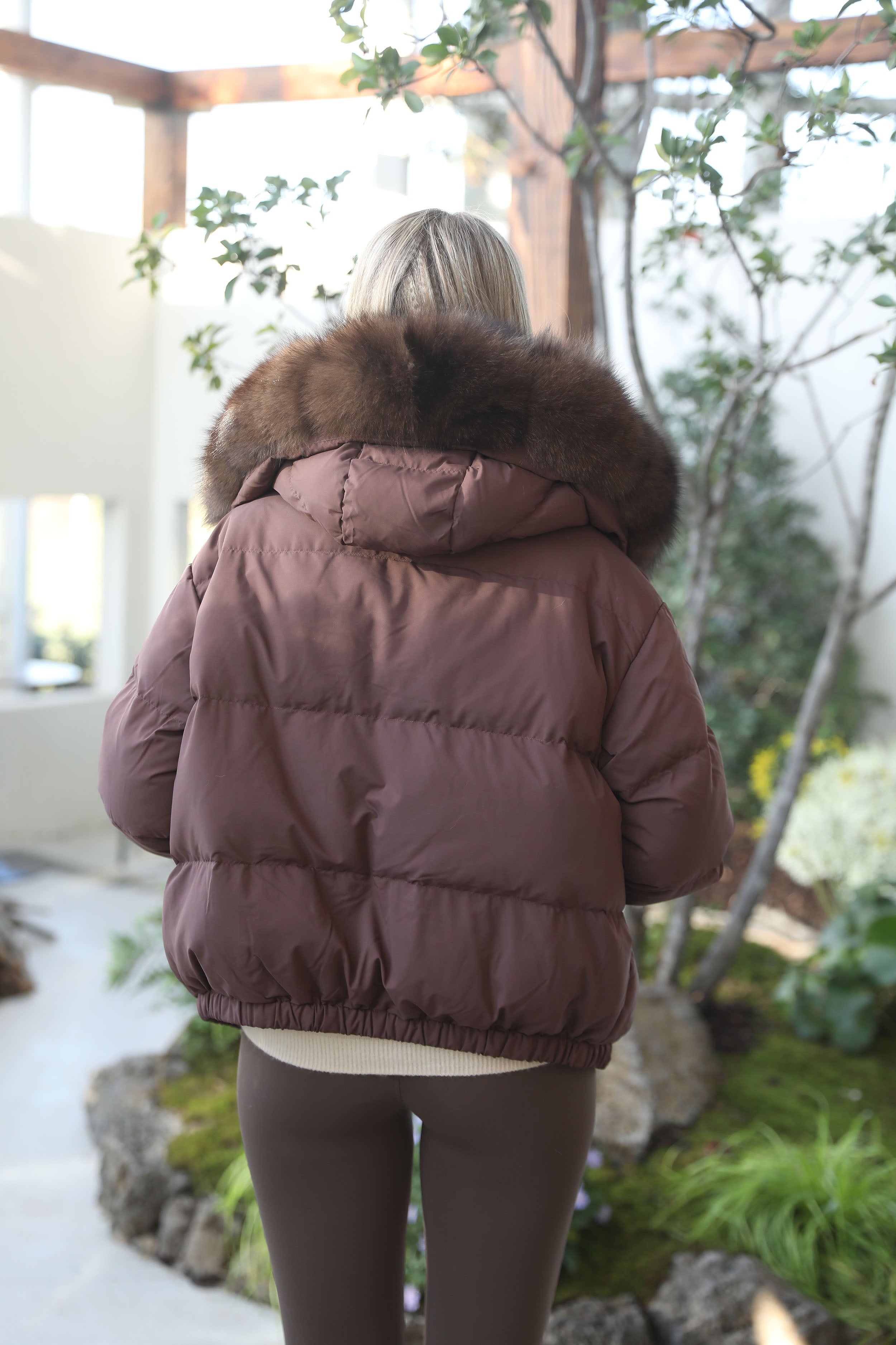 Women’s Brown Down Jacket with Real Fox Fur Hood – Short Puffer Winter Coat for Elegant Fashion