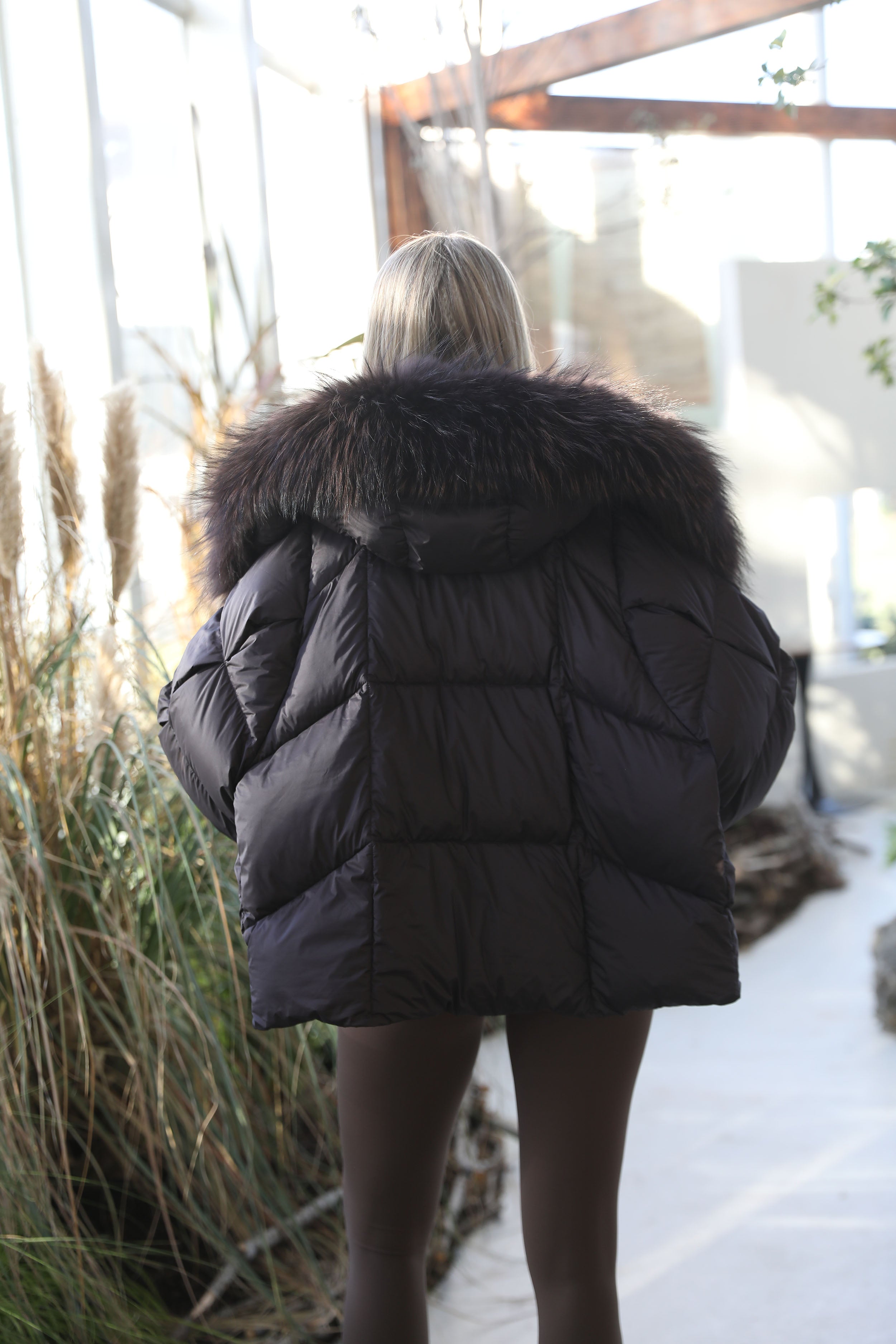 Women’s Black Down Jacket with Real Raccoon Fur Hood – Short Puffer Winter Coat for Elegant Fashion